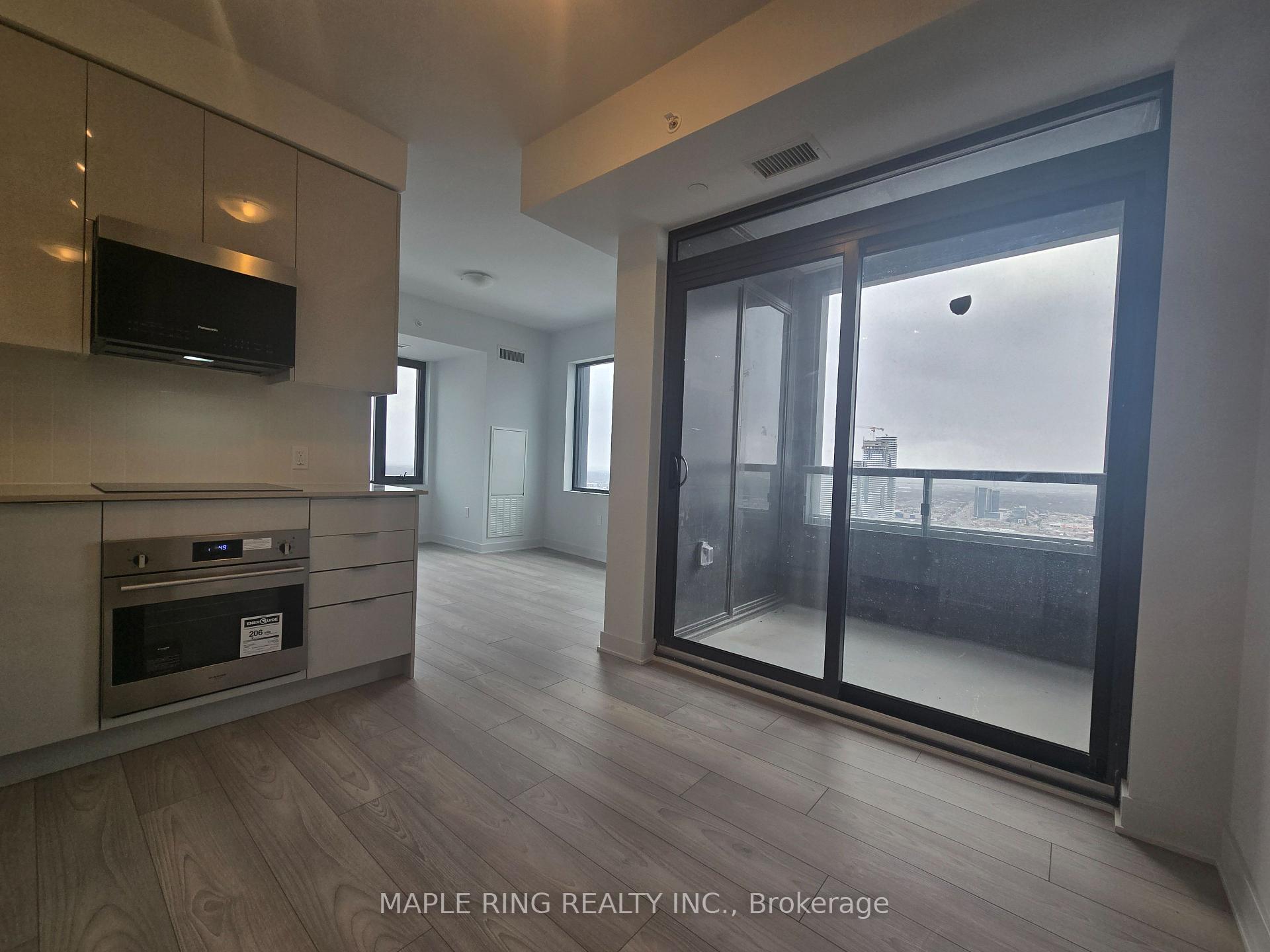 Photo 6 of Unit 4005, 2920 Highway 7 Road, Vaughan, Concord — HOMEH