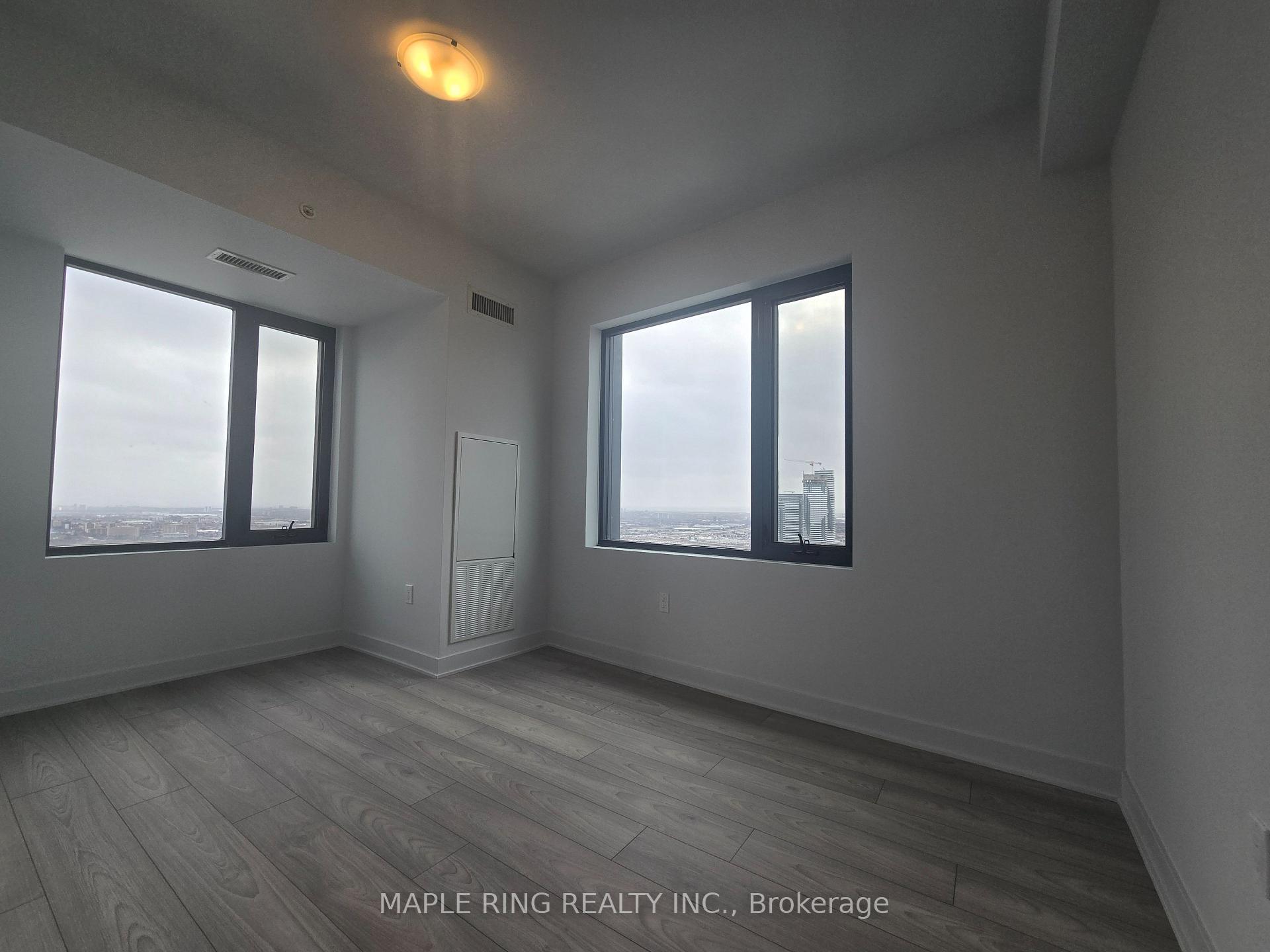 Photo 10 of Unit 4005, 2920 Highway 7 Road, Vaughan, Concord — HOMEH