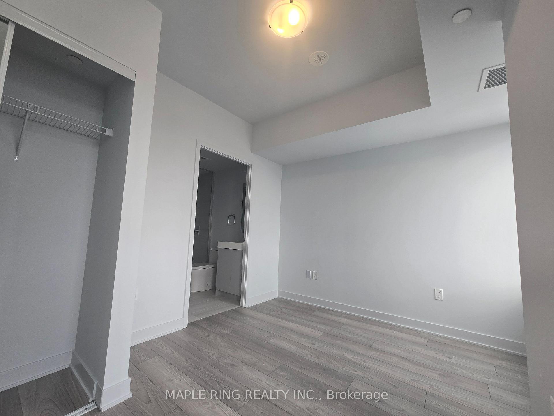 Photo 4 of Unit 4005, 2920 Highway 7 Road, Vaughan, Concord — HOMEH