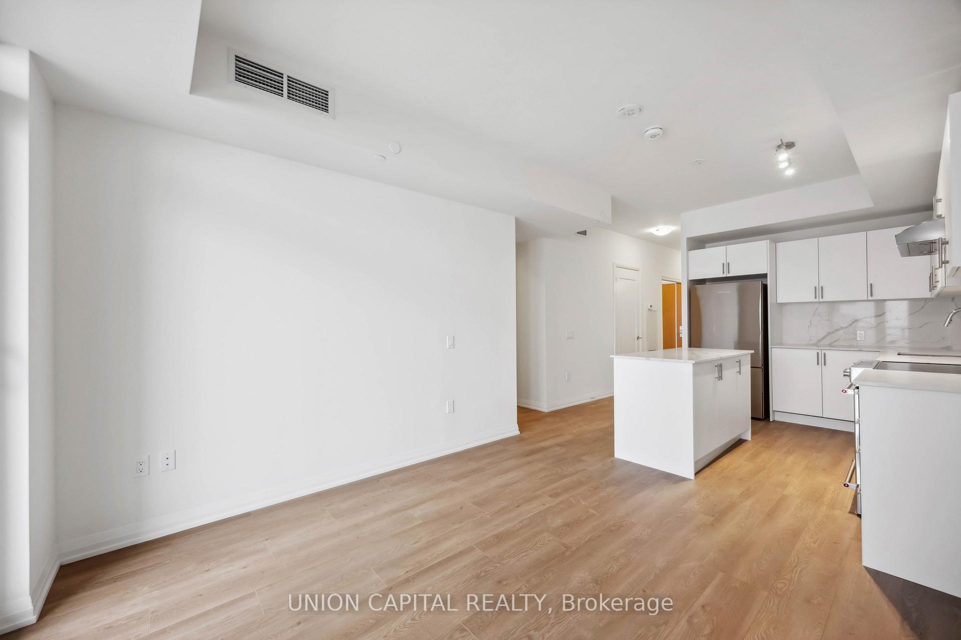 Photo 4 of Unit 1511, 8960 Jane Street, Vaughan, Concord — HOMEH