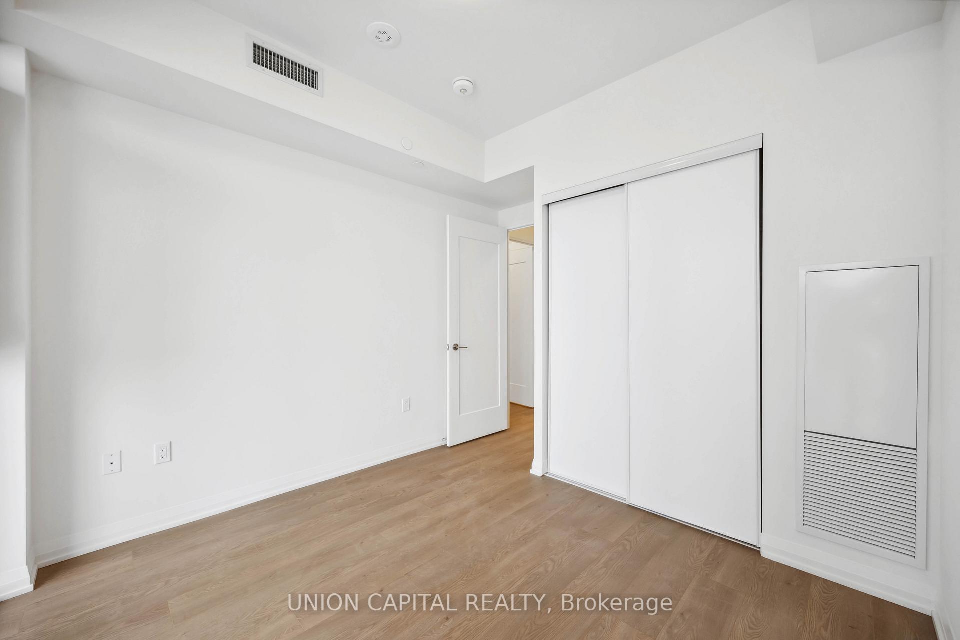 Photo 9 of Unit 1511, 8960 Jane Street, Vaughan, Concord — HOMEH
