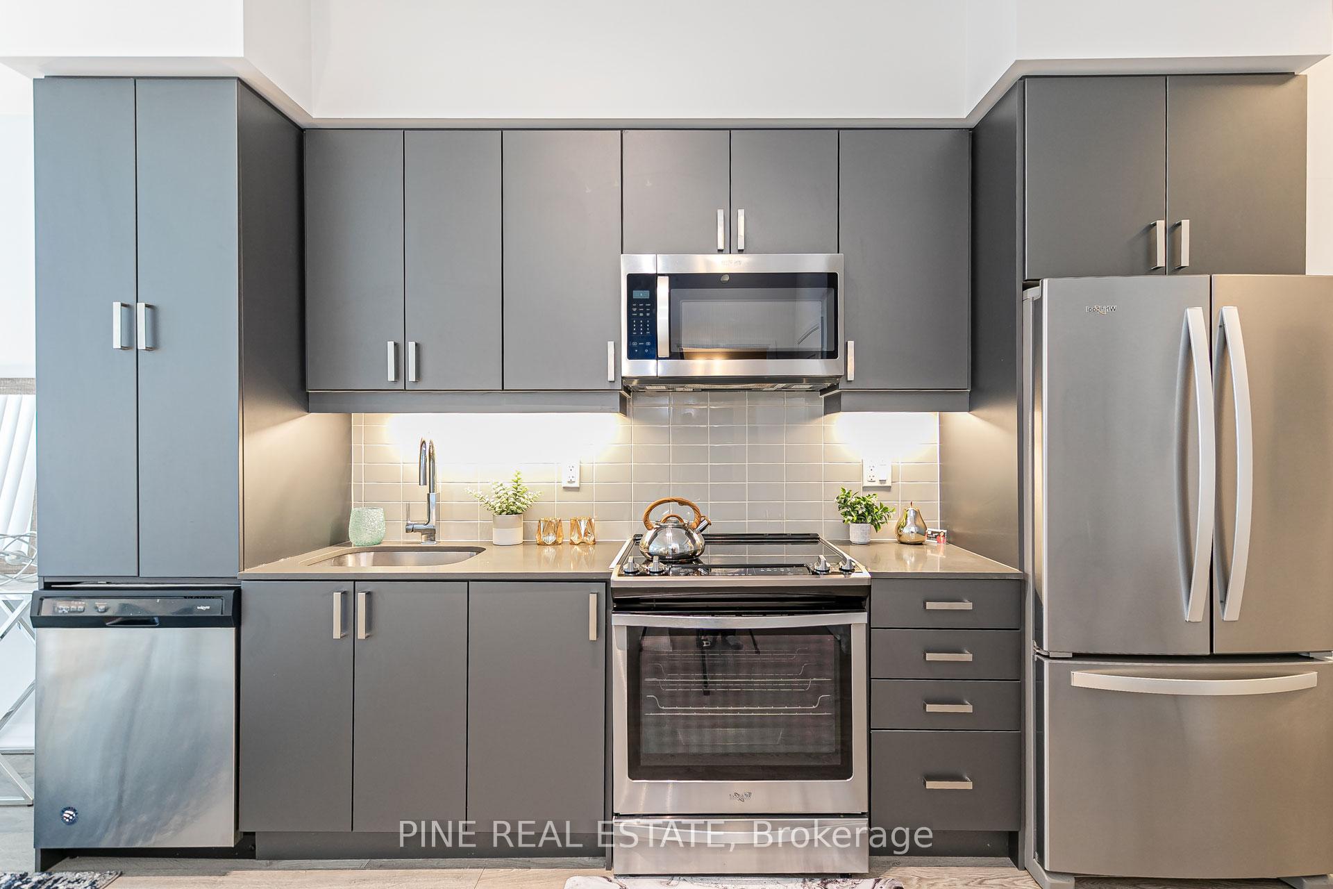 Photo 12 of Unit 1708, 7895 Jane Street, Vaughan, Concord — HOMEH