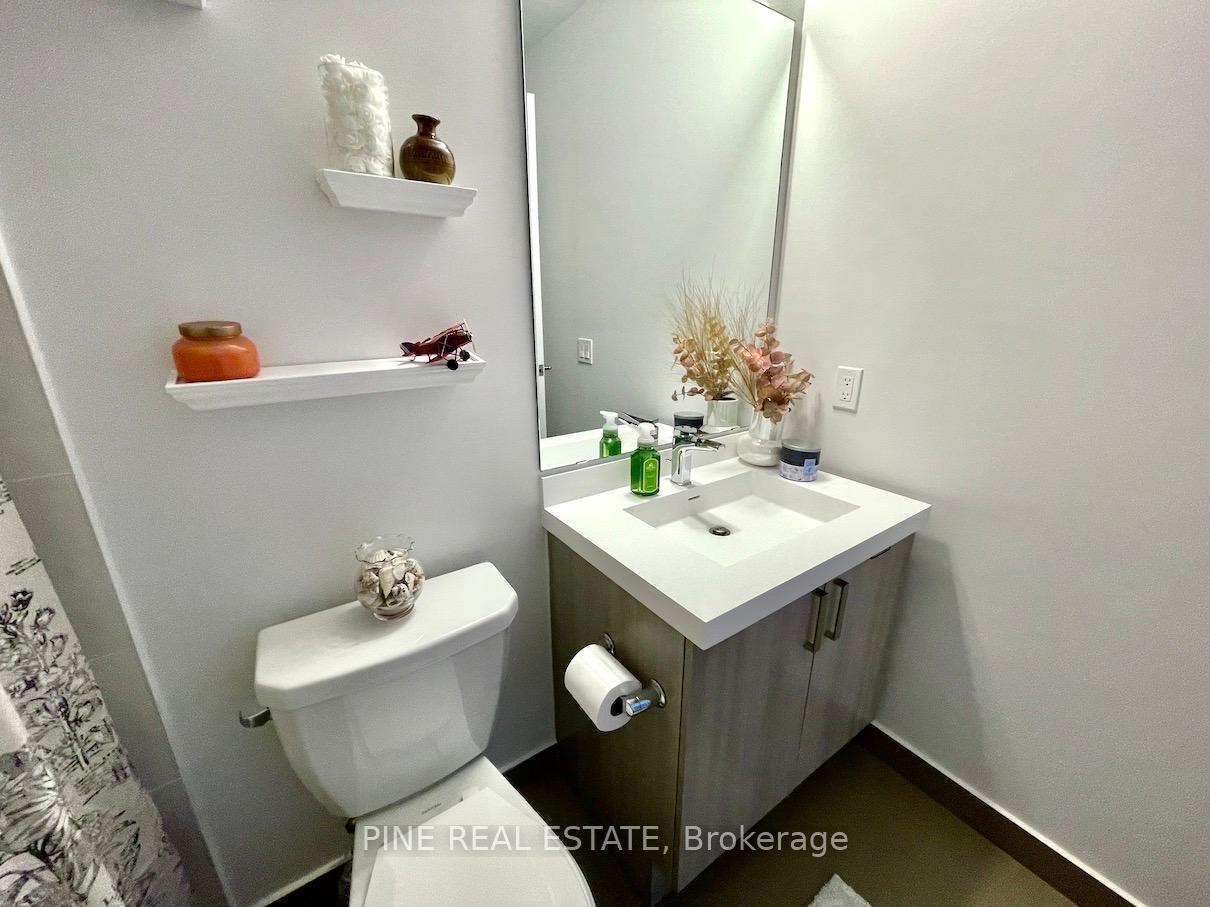 Photo 31 of Unit 1708, 7895 Jane Street, Vaughan, Concord — HOMEH