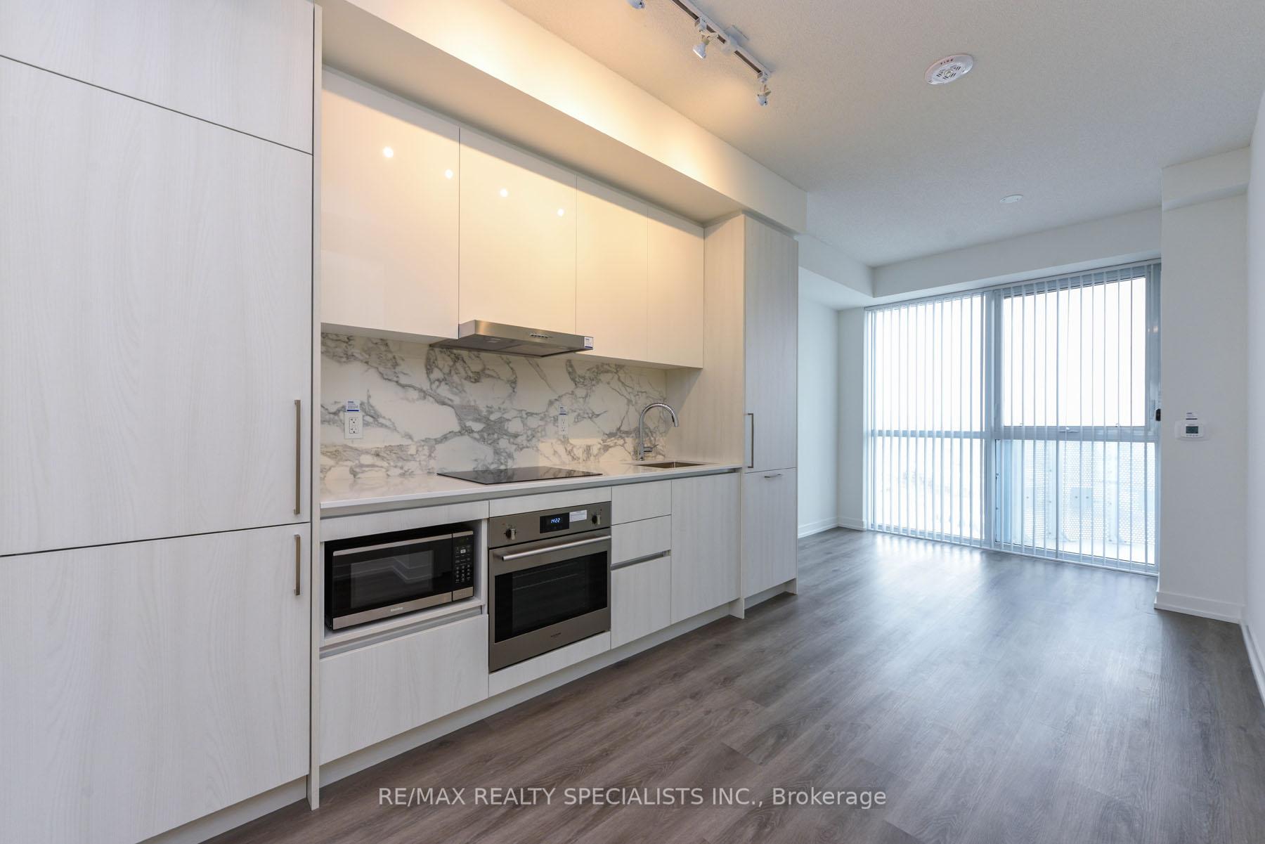 Photo 7 of Unit 1007, 225 Commerce Street, Vaughan, Vaughan Corporate Centre — HOMEH