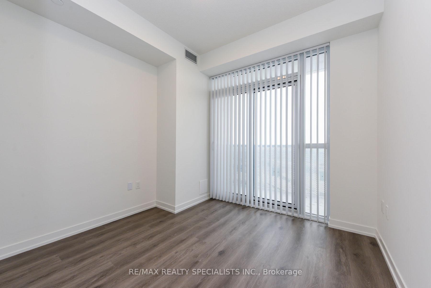 Photo 11 of Unit 1007, 225 Commerce Street, Vaughan, Vaughan Corporate Centre — HOMEH