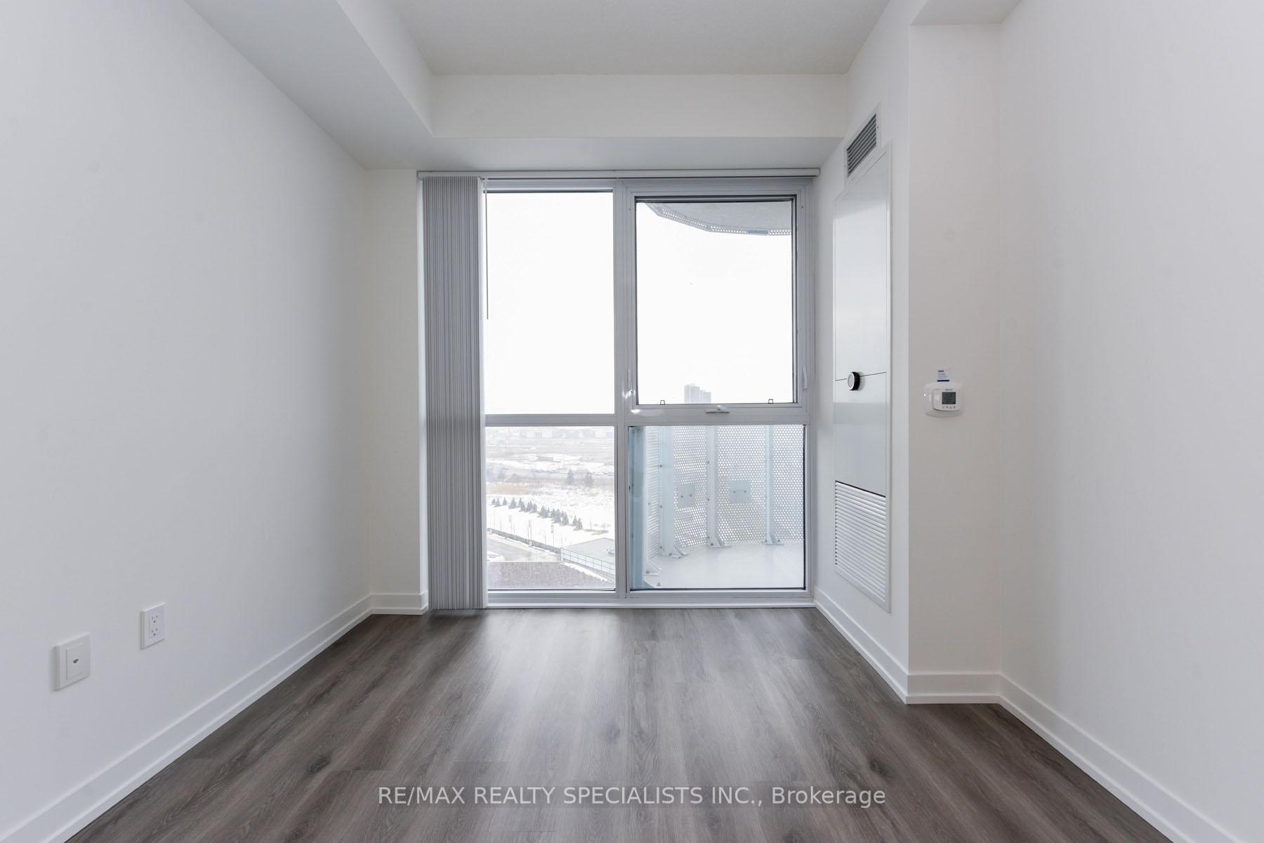 Photo 14 of Unit 1007, 225 Commerce Street, Vaughan, Vaughan Corporate Centre — HOMEH