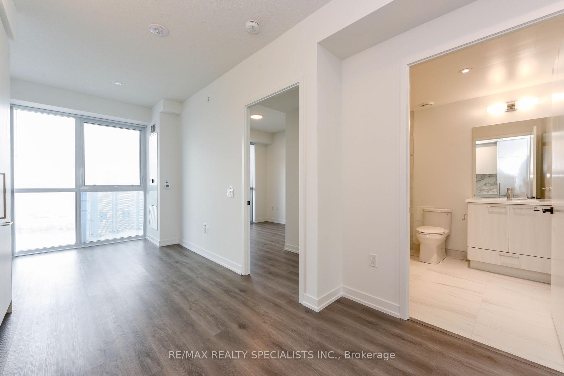 Photo 12 of Unit 1007, 225 Commerce Street, Vaughan, Vaughan Corporate Centre — HOMEH