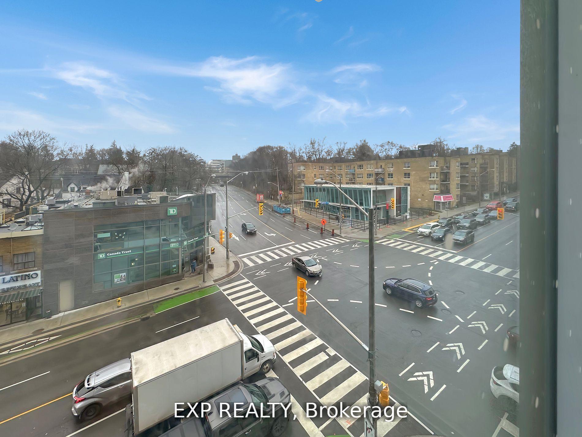 Photo 12 of Unit 531, 2020 Bathurst Street, Toronto, Humewood-Cedarvale — HOMEH