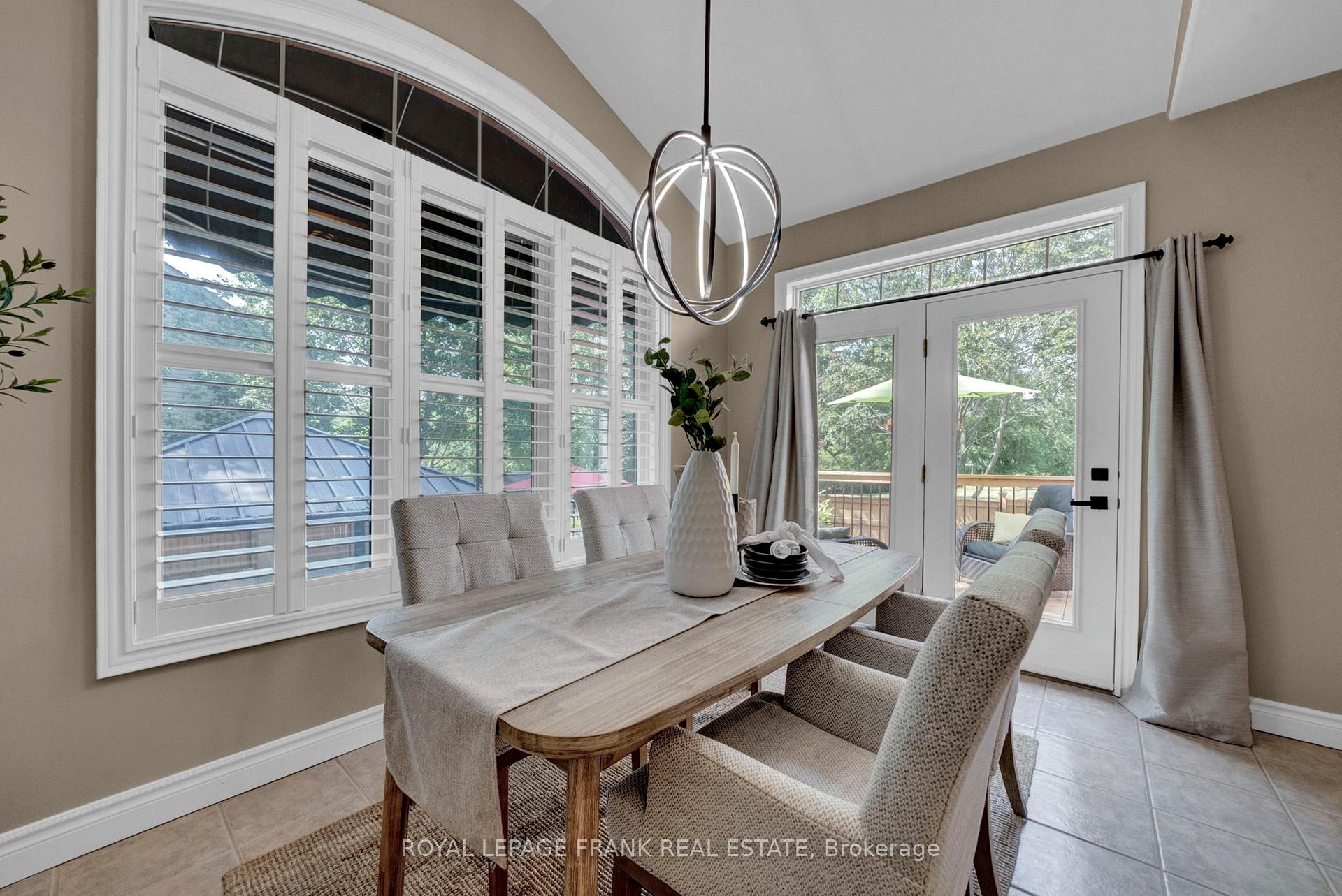 Photo 13 of 22 Osgoode Gate, Clarington, Courtice — HOMEH