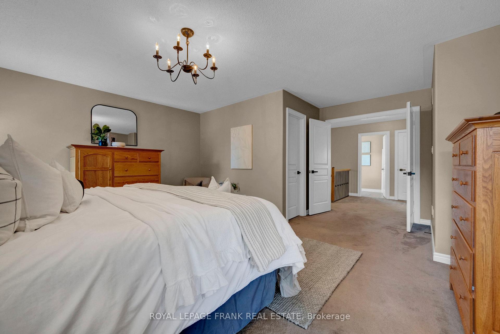 Photo 17 of 22 Osgoode Gate, Clarington, Courtice — HOMEH