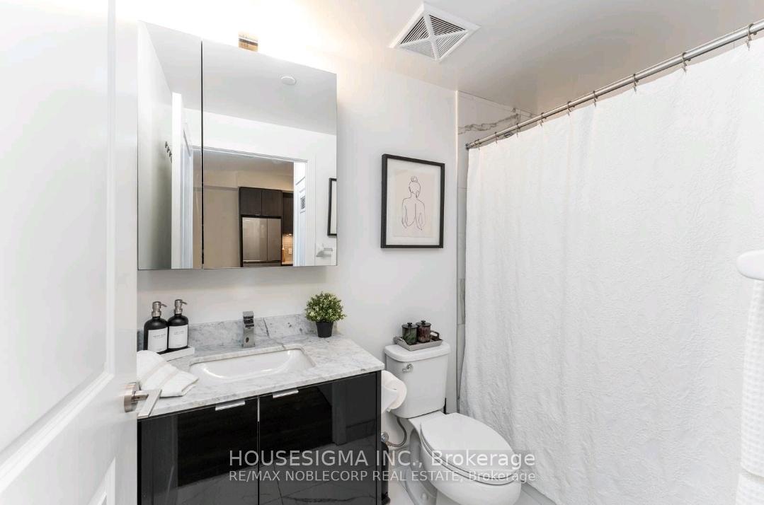 Photo 11 of 313-100 Eagle Rock Way, Vaughan, Maple — HOMEH