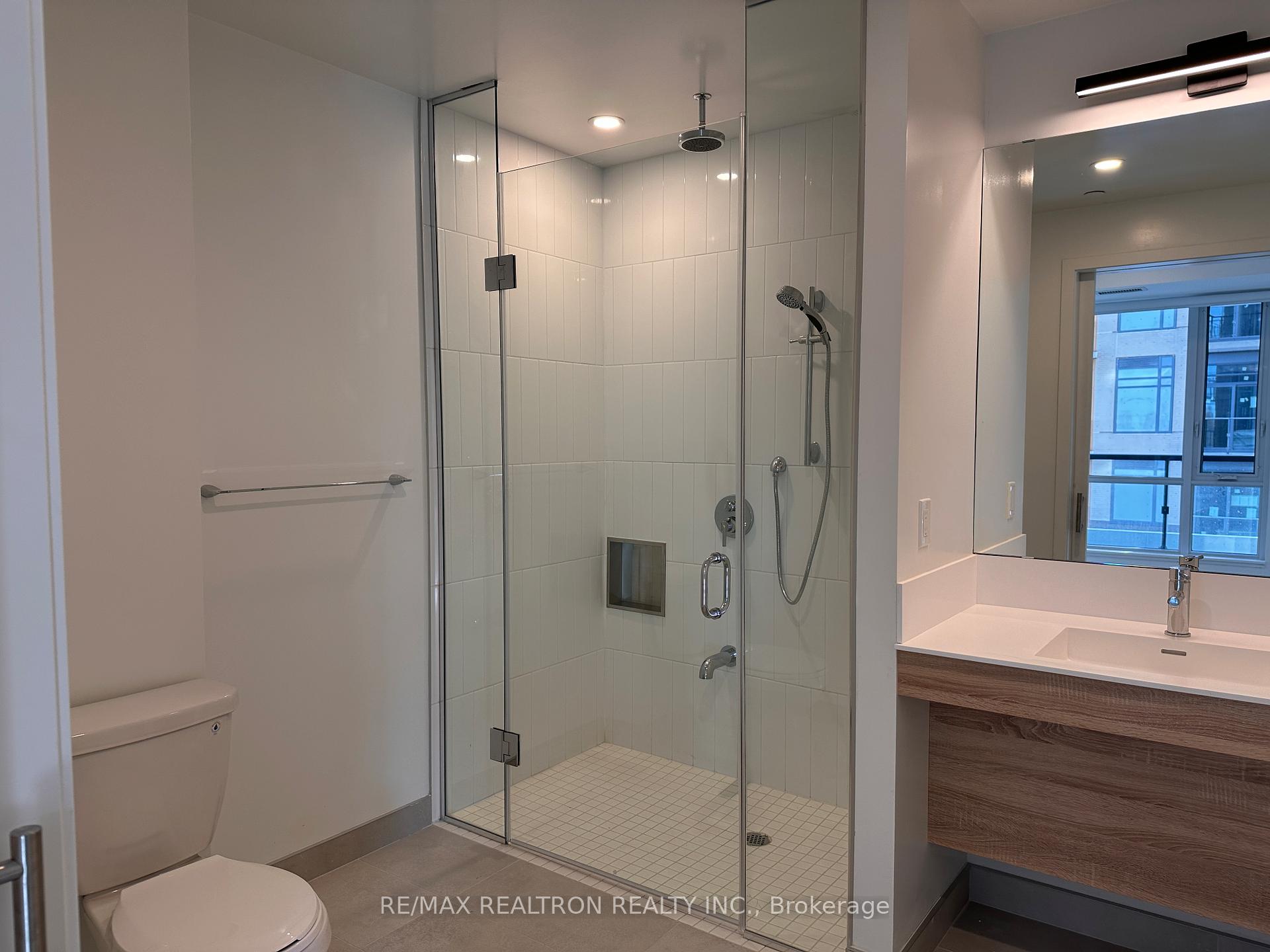 Photo 7 of Unit 402, 7950 Bathurst Street, Vaughan, Beverley Glen — HOMEH