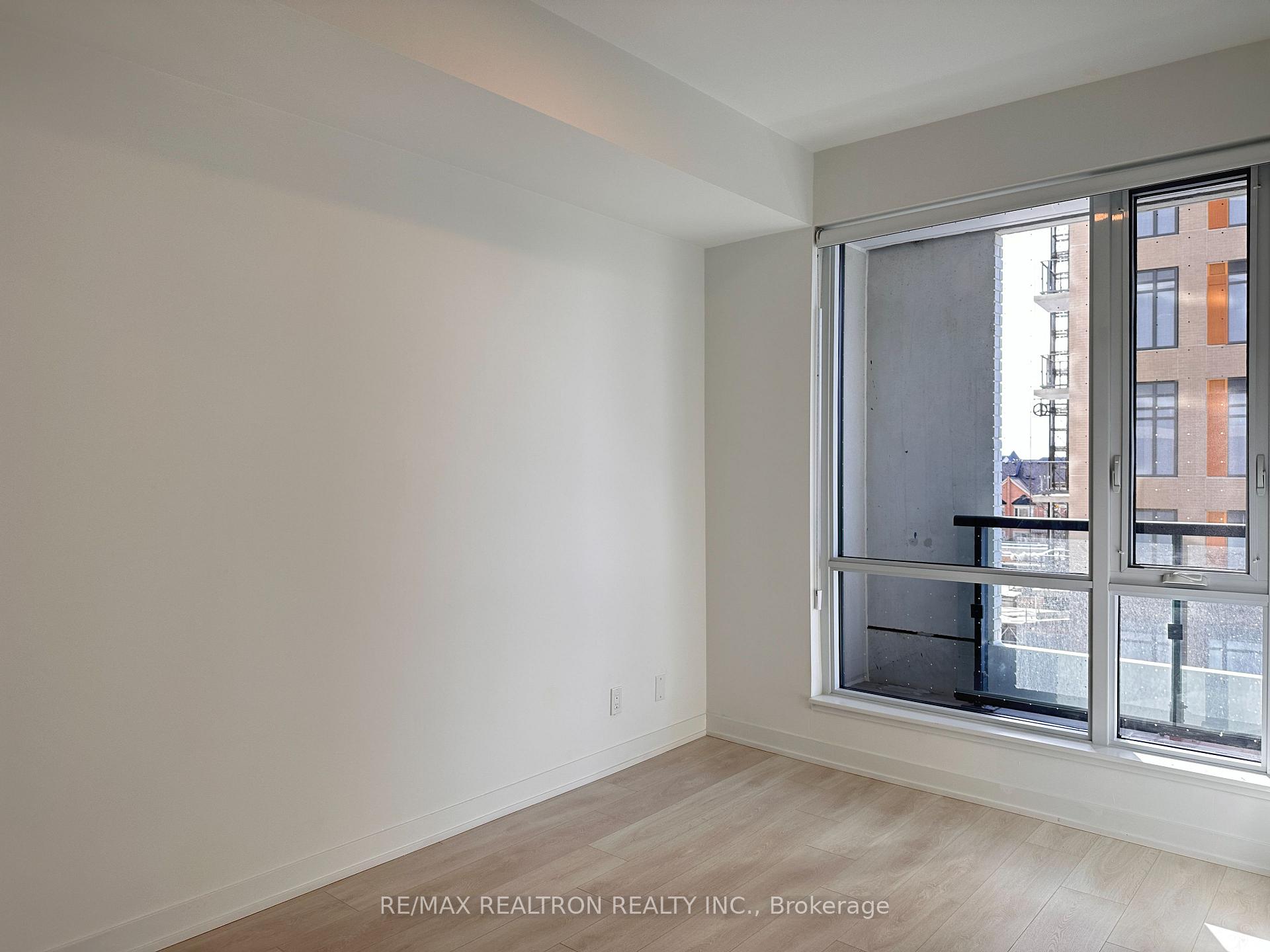 Photo 6 of Unit 402, 7950 Bathurst Street, Vaughan, Beverley Glen — HOMEH