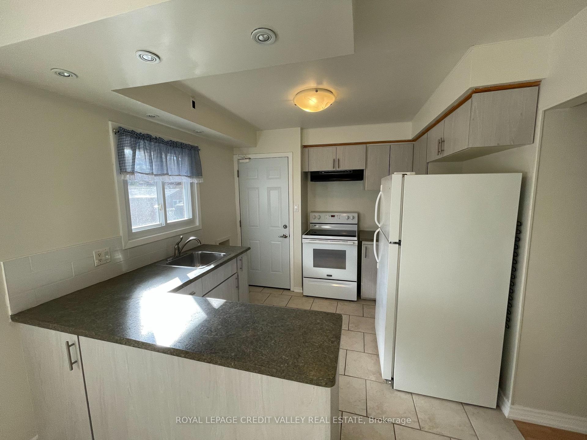 Photo 7 of 88 Sheridan Street, Guelph, Riverside Park — HOMEH