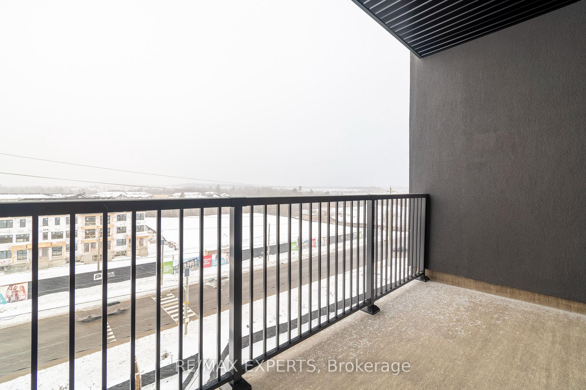 Photo 17 of Unit 410, 4 Spice Way, Barrie, Rural Barrie Southeast — HOMEH