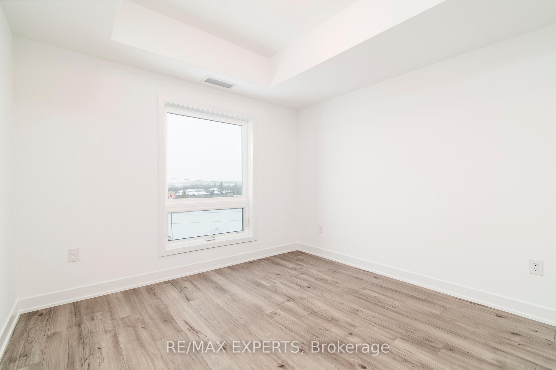 Photo 20 of Unit 410, 4 Spice Way, Barrie, Rural Barrie Southeast — HOMEH