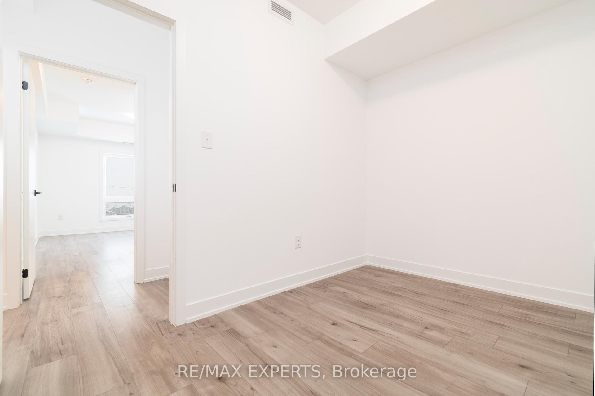 Photo 22 of Unit 410, 4 Spice Way, Barrie, Rural Barrie Southeast — HOMEH