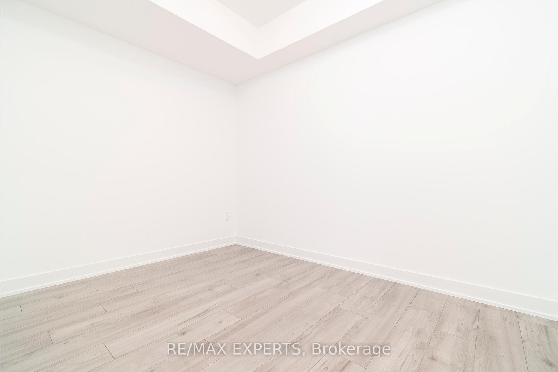 Photo 16 of Unit 410, 4 Spice Way, Barrie, Rural Barrie Southeast — HOMEH