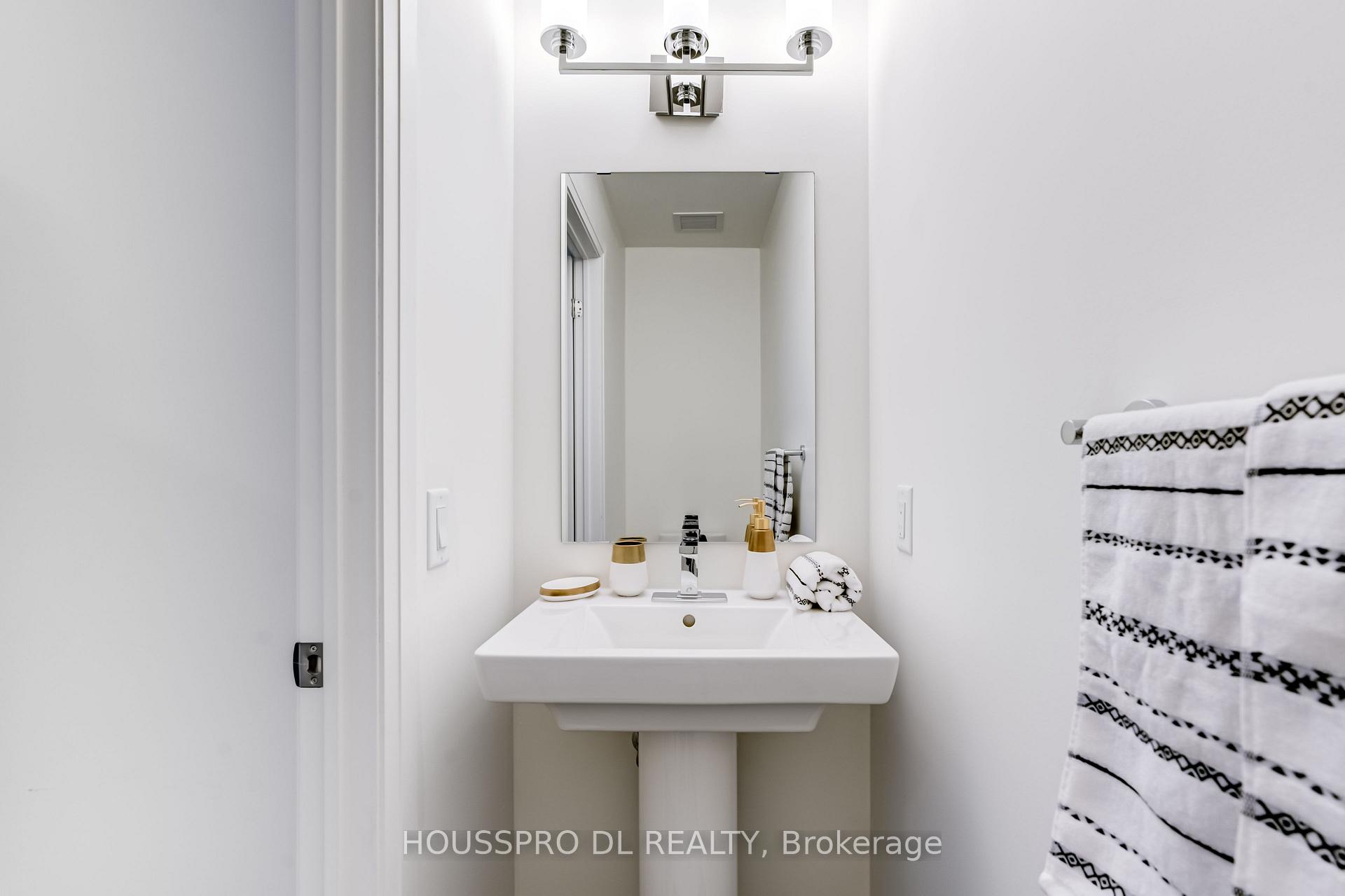 Photo 10 of Unit PH05, 101 Cathedral High Street, Markham, Cathedraltown — HOMEH