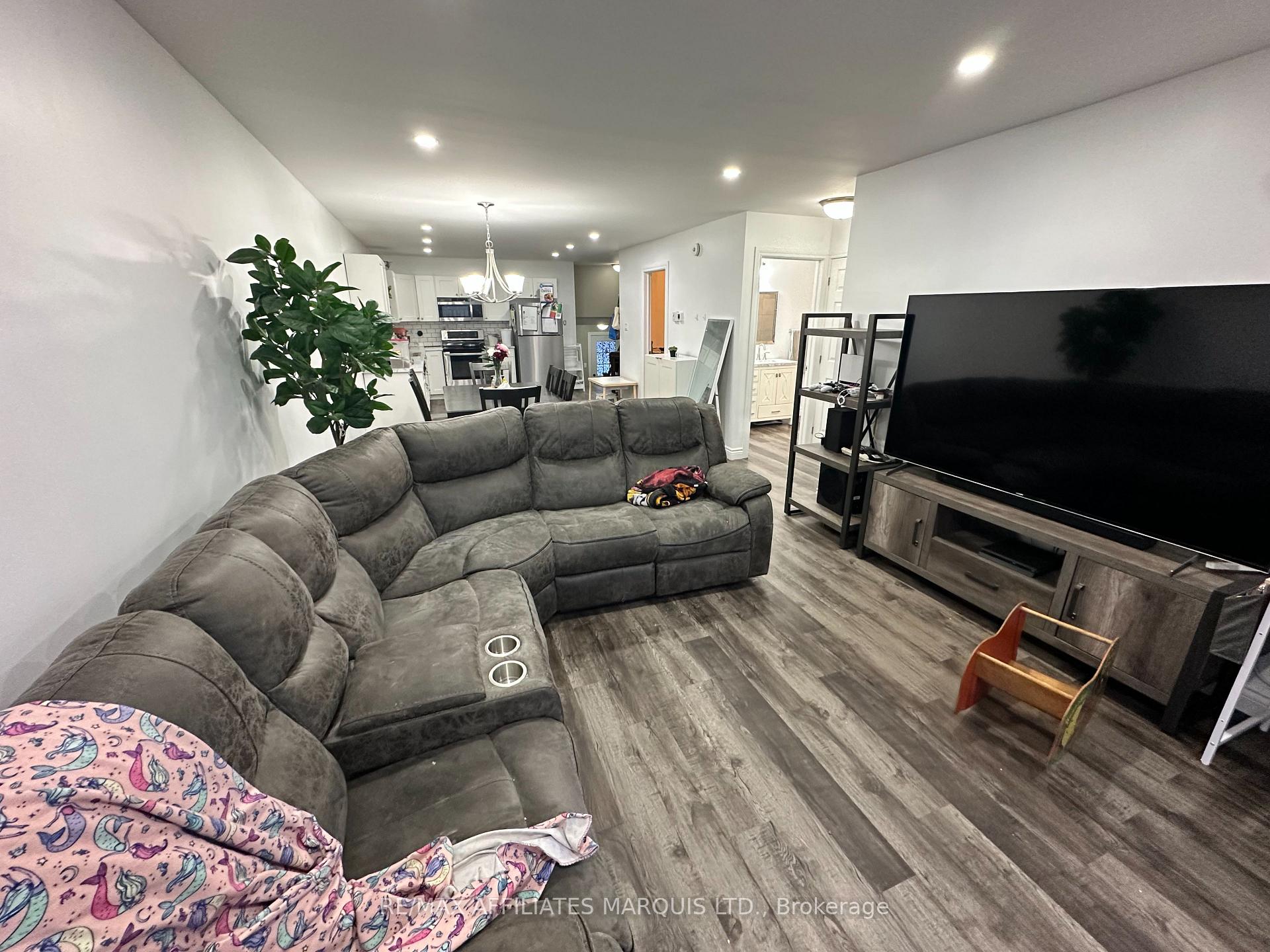 Photo 5 of 2300 Tollgate Road W, Cornwall — HOMEH