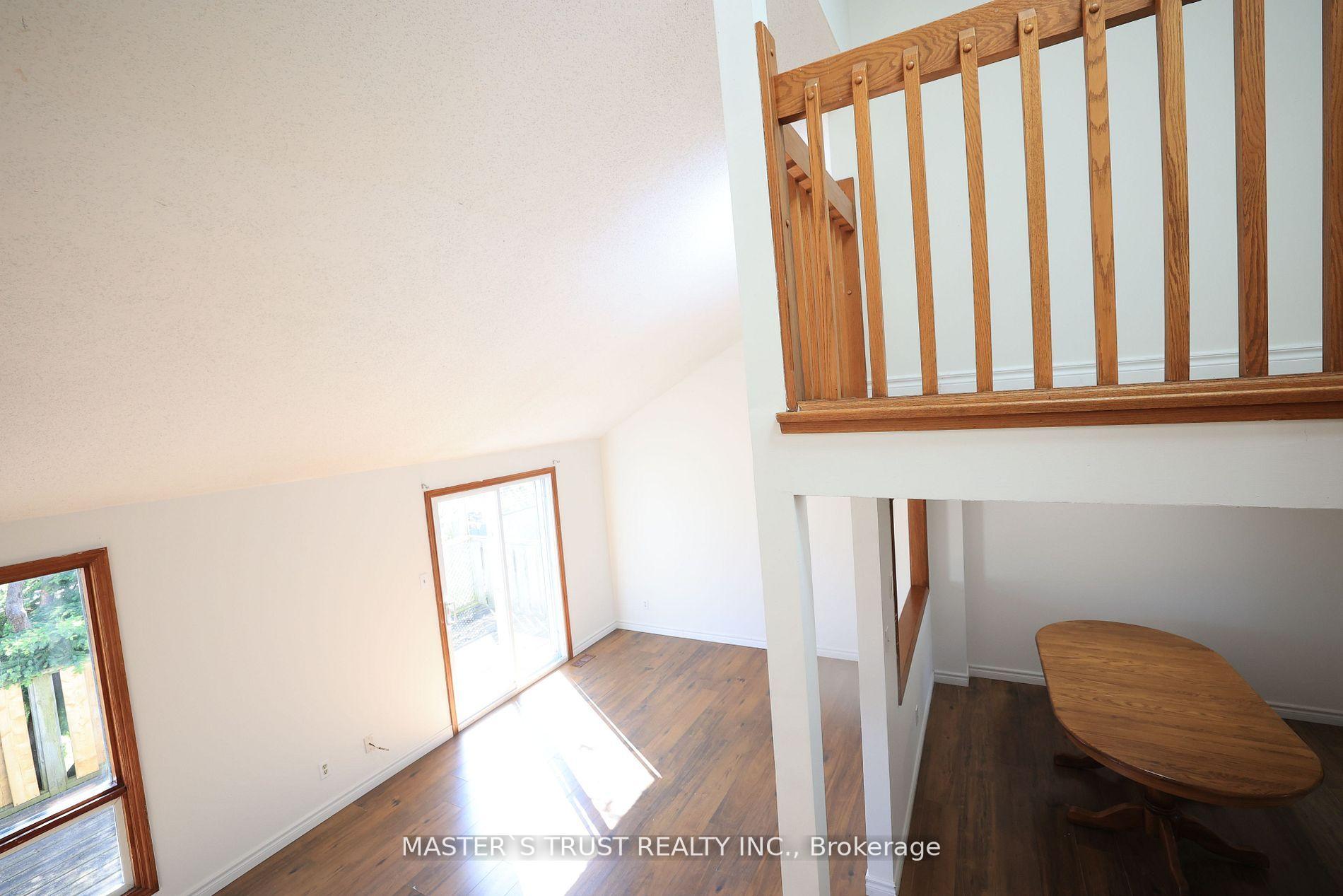 Photo 13 of 559 Edinburgh Road S, Guelph, Kortright West — HOMEH