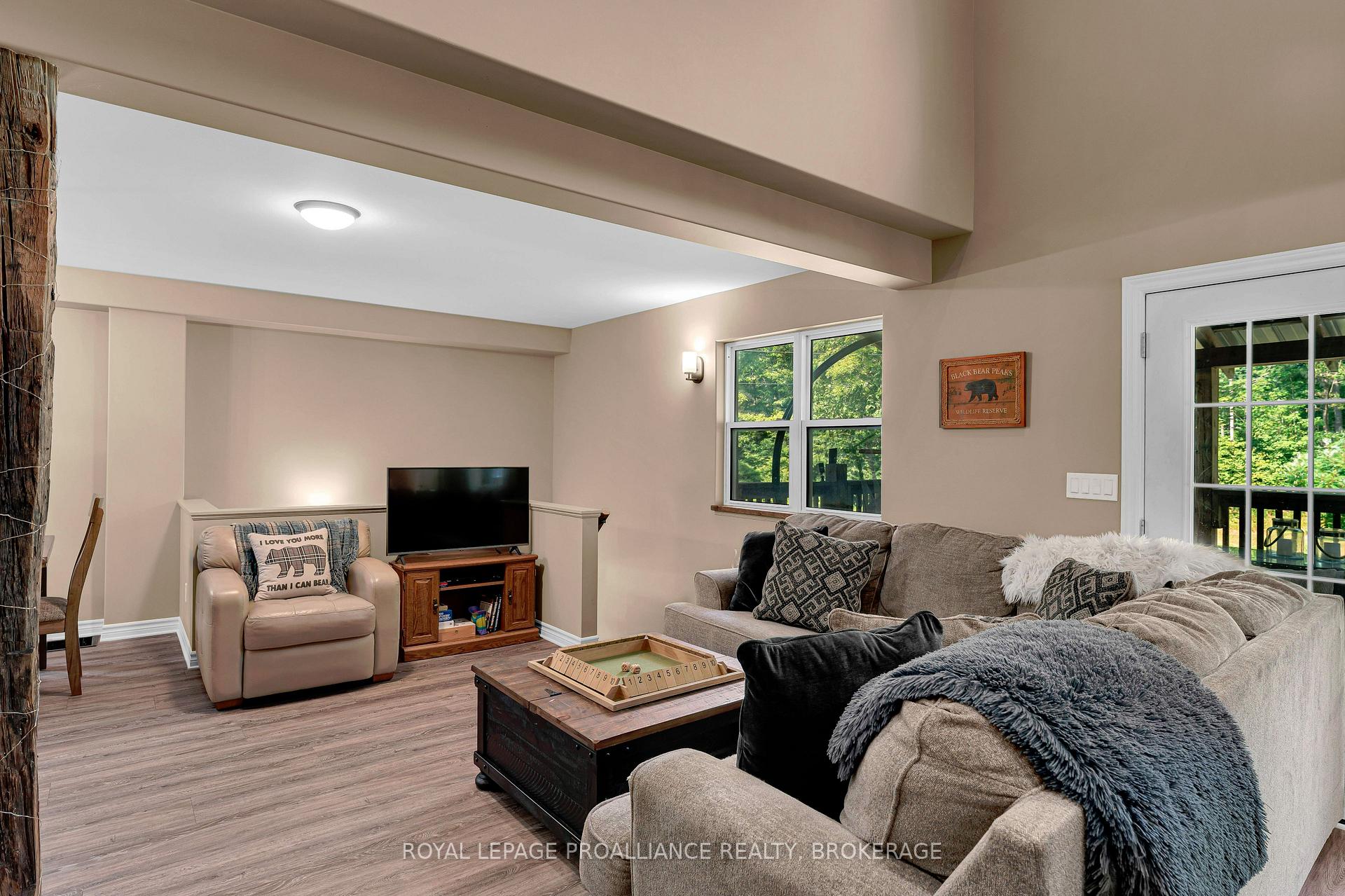 Photo 20 of 6507 Craig Road, Frontenac, Frontenac South — HOMEH