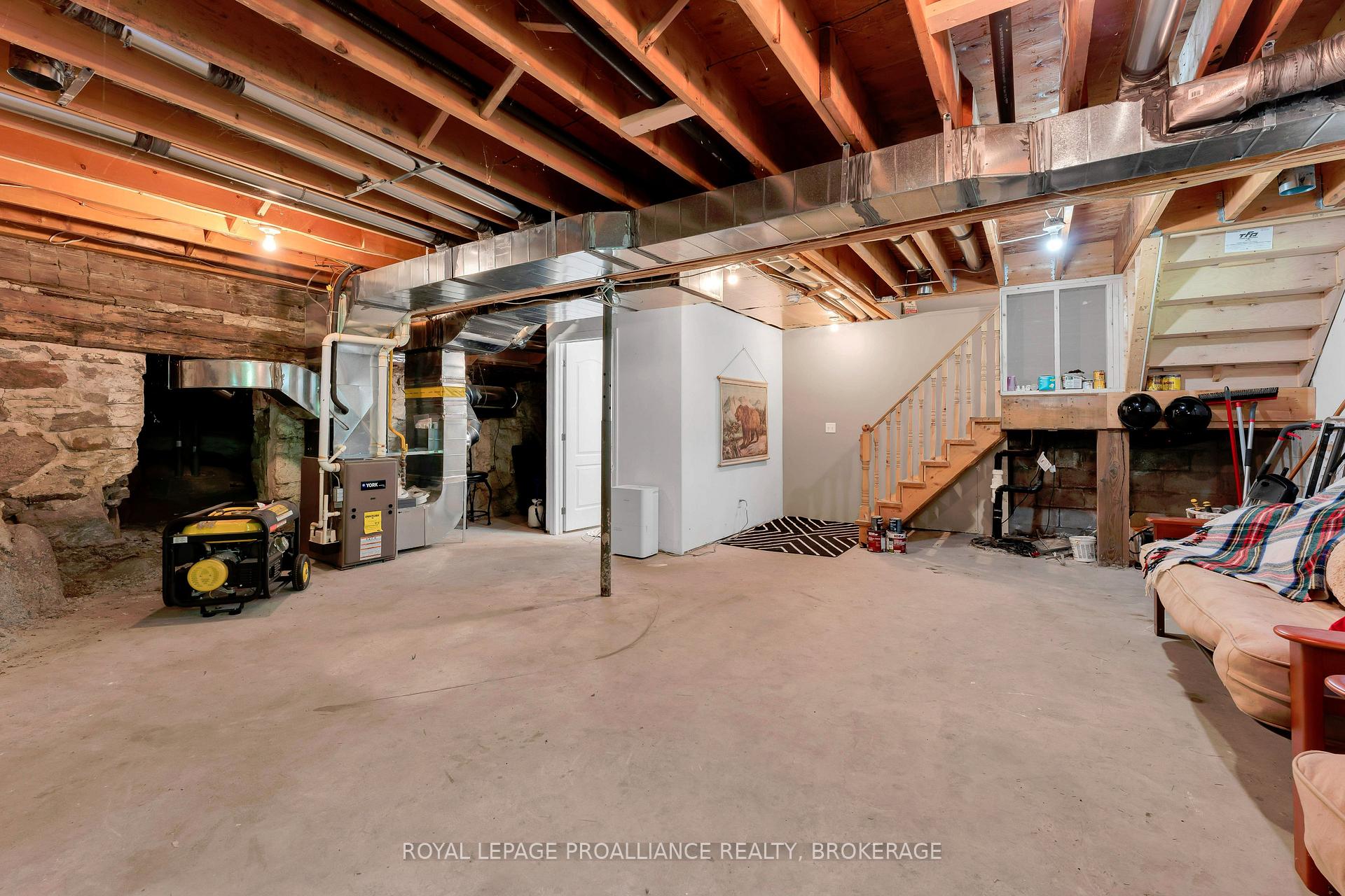 Photo 36 of 6507 Craig Road, Frontenac, Frontenac South — HOMEH