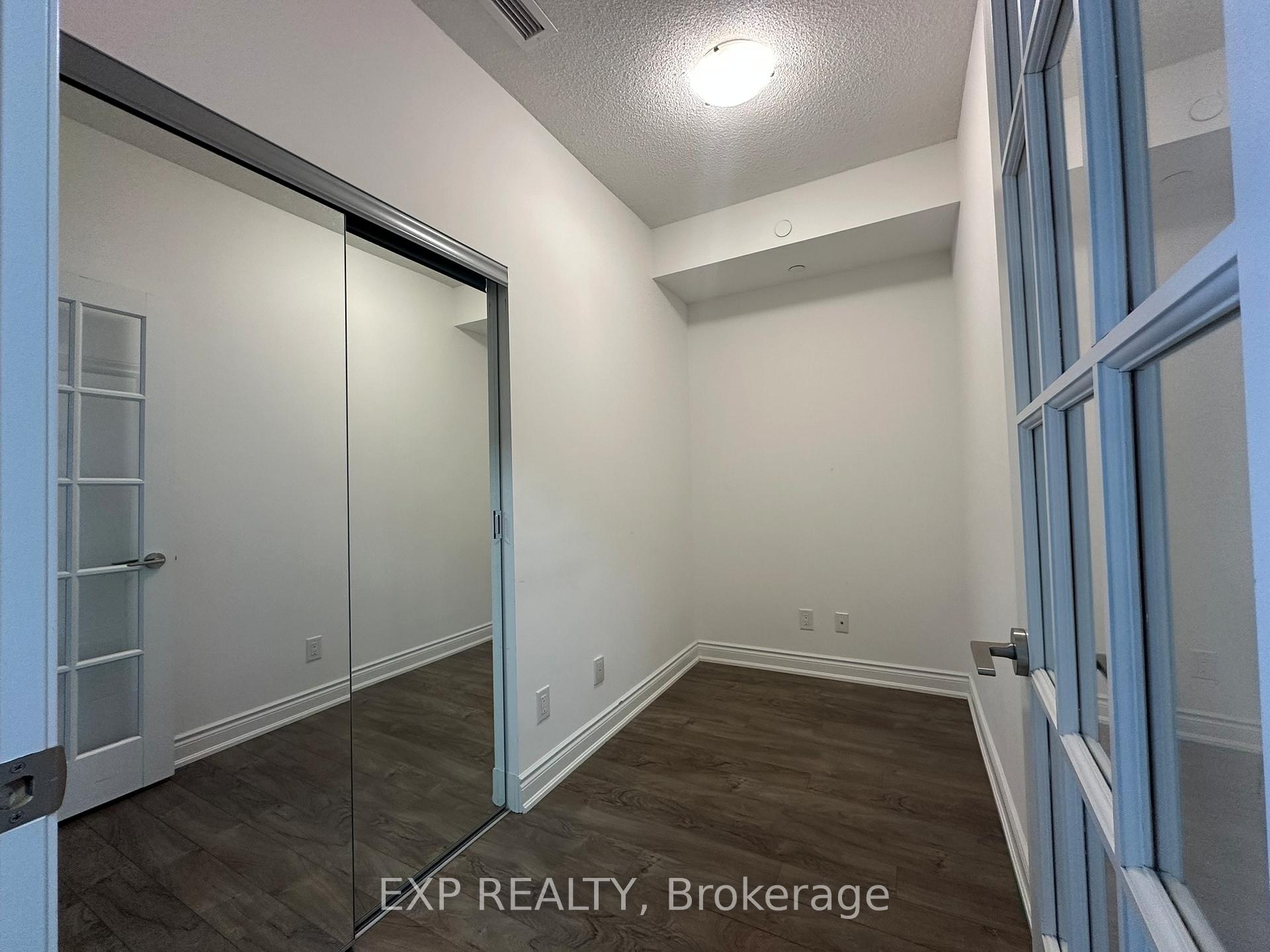Photo 5 of Unit 809, 325 South Park Road, Markham, Commerce Valley — HOMEH