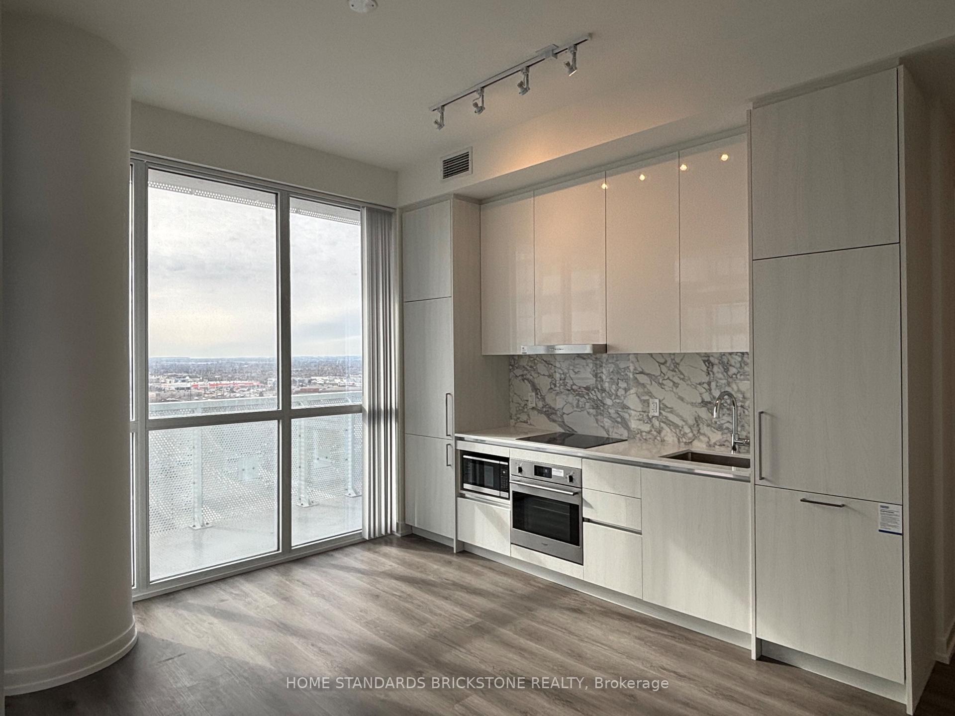 Photo 2 of Unit 1606, 225 Commerce Street, Vaughan, Vaughan Corporate Centre — HOMEH