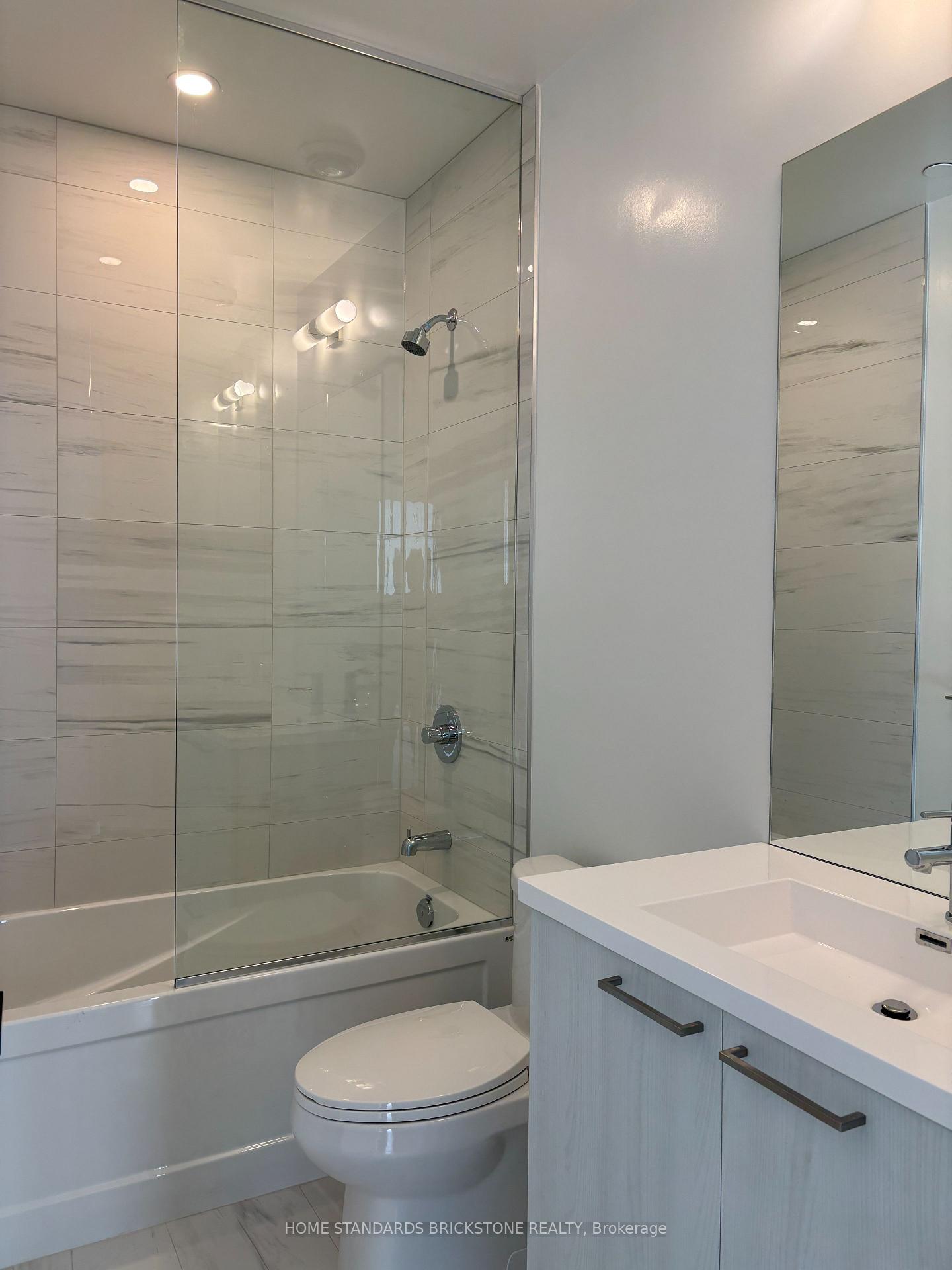 Photo 7 of Unit 1606, 225 Commerce Street, Vaughan, Vaughan Corporate Centre — HOMEH