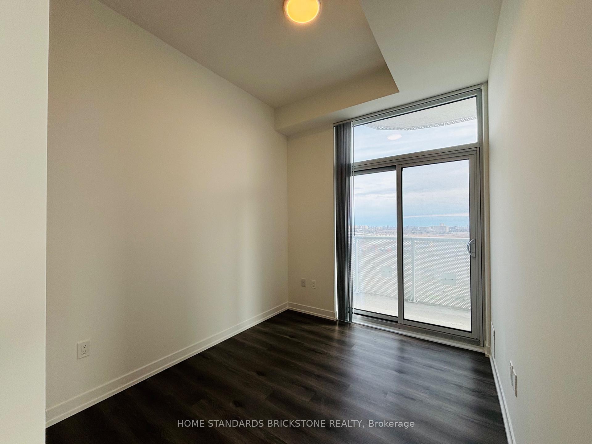 Photo 5 of Unit 1606, 225 Commerce Street, Vaughan, Vaughan Corporate Centre — HOMEH