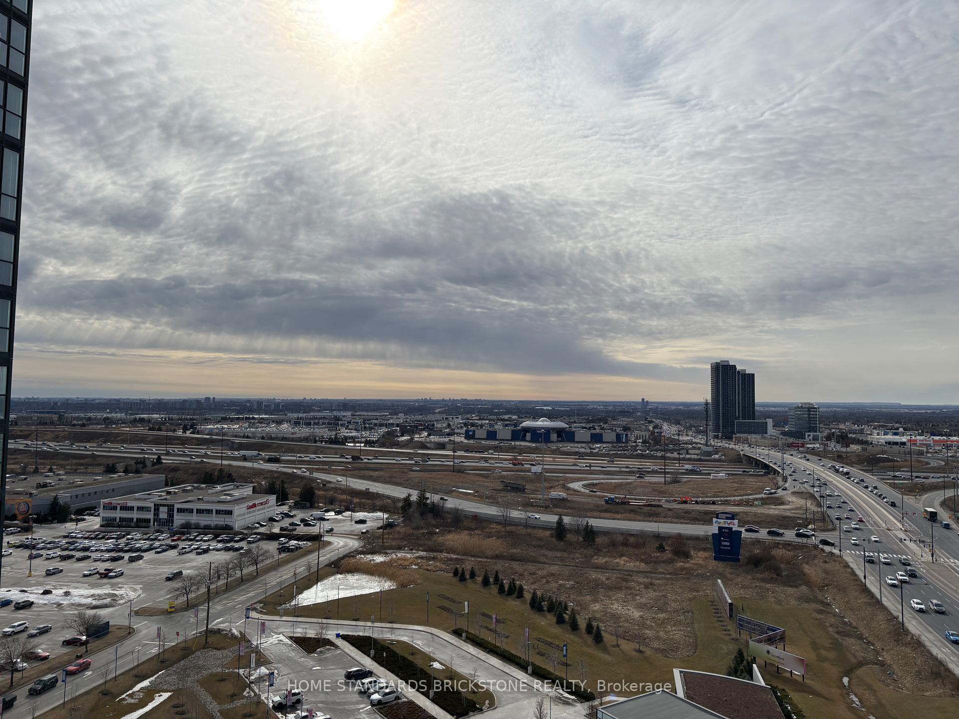 Photo 13 of Unit 1606, 225 Commerce Street, Vaughan, Vaughan Corporate Centre — HOMEH