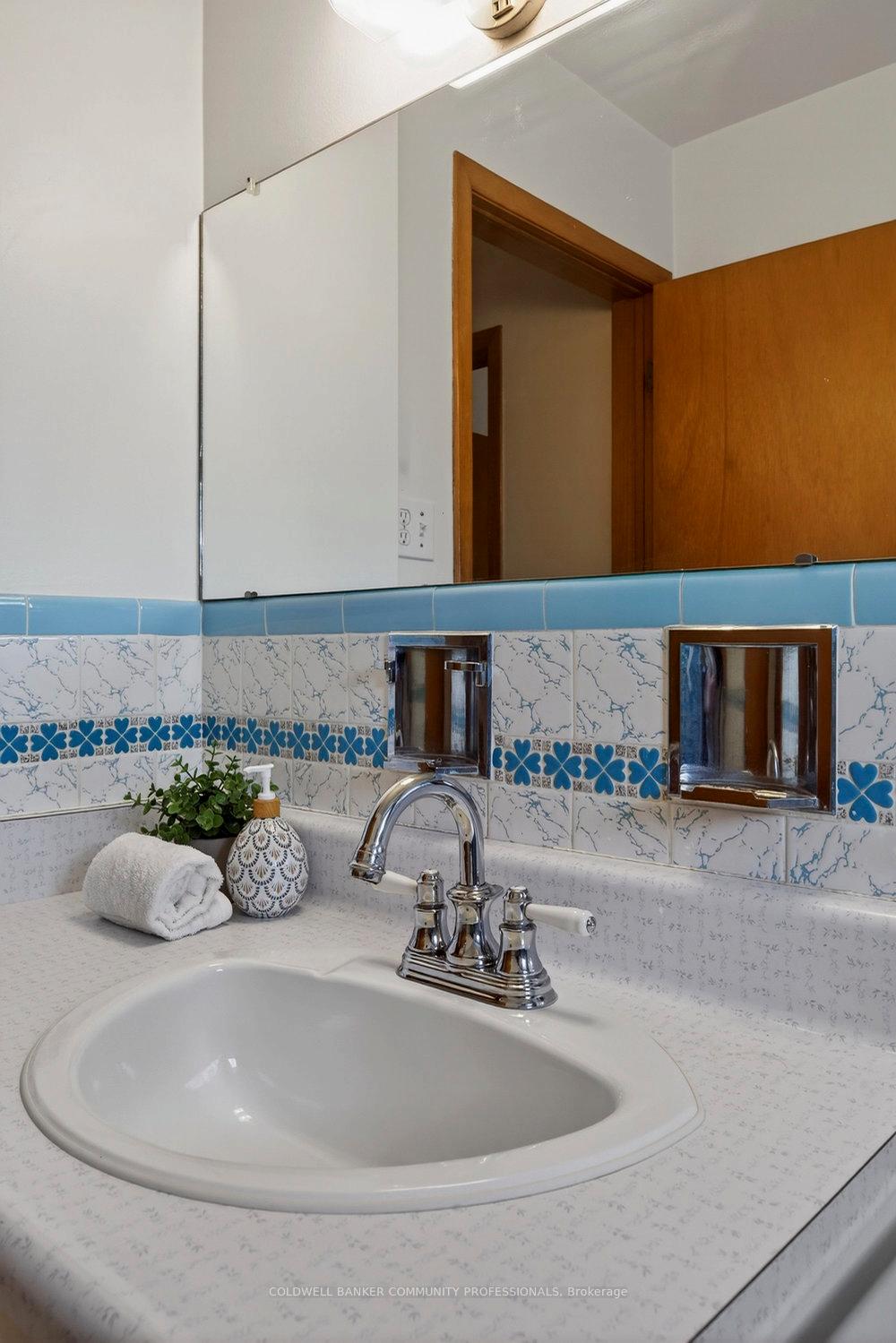 Photo 27 of 43 Bonaventure Drive, Hamilton, Gilbert — HOMEH