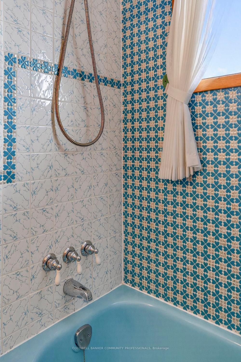 Photo 28 of 43 Bonaventure Drive, Hamilton, Gilbert — HOMEH