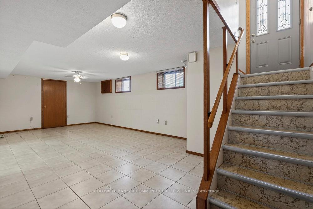 Photo 33 of 43 Bonaventure Drive, Hamilton, Gilbert — HOMEH