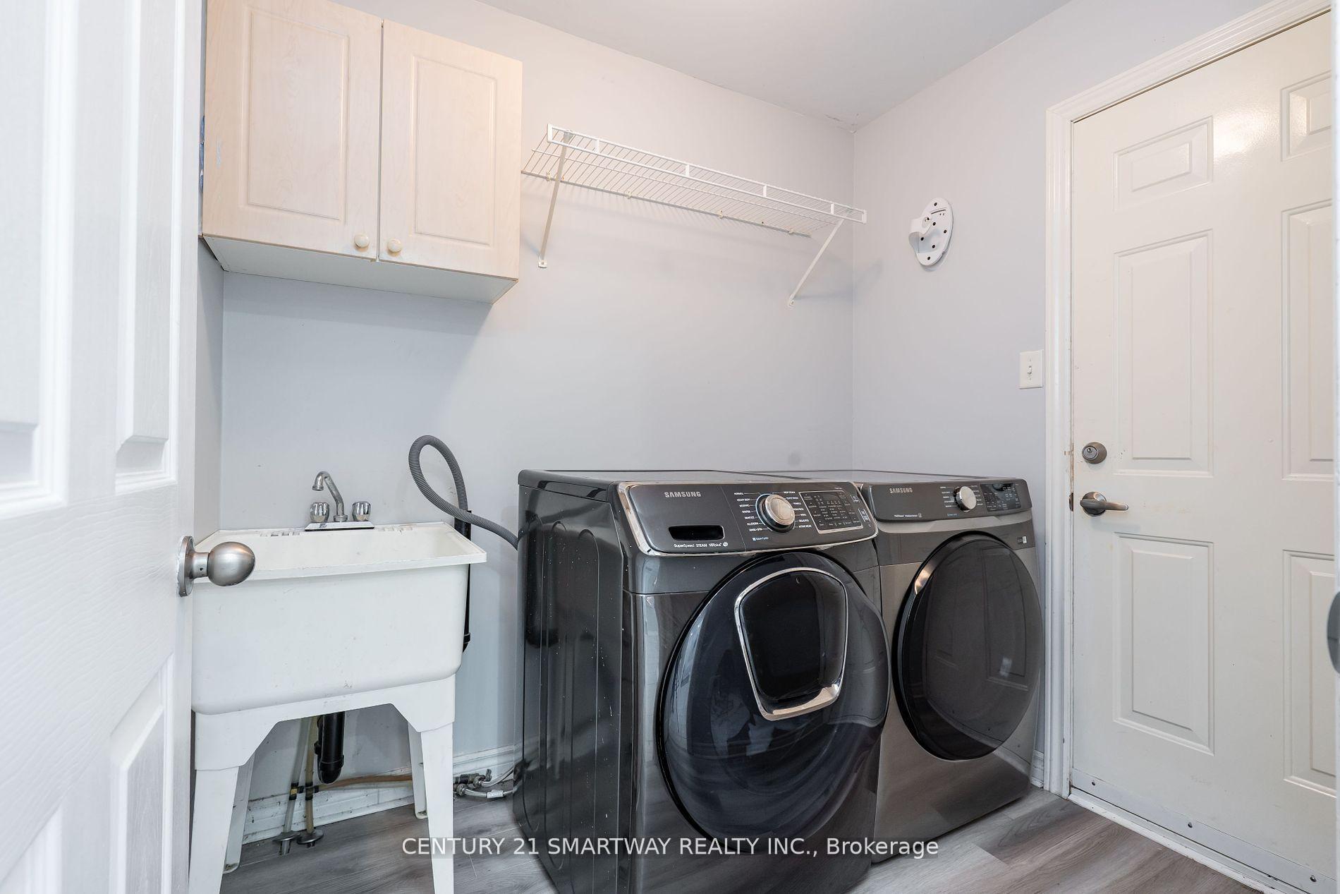 Photo 6 of 176 Dean Avenue, Barrie, Painswick South — HOMEH