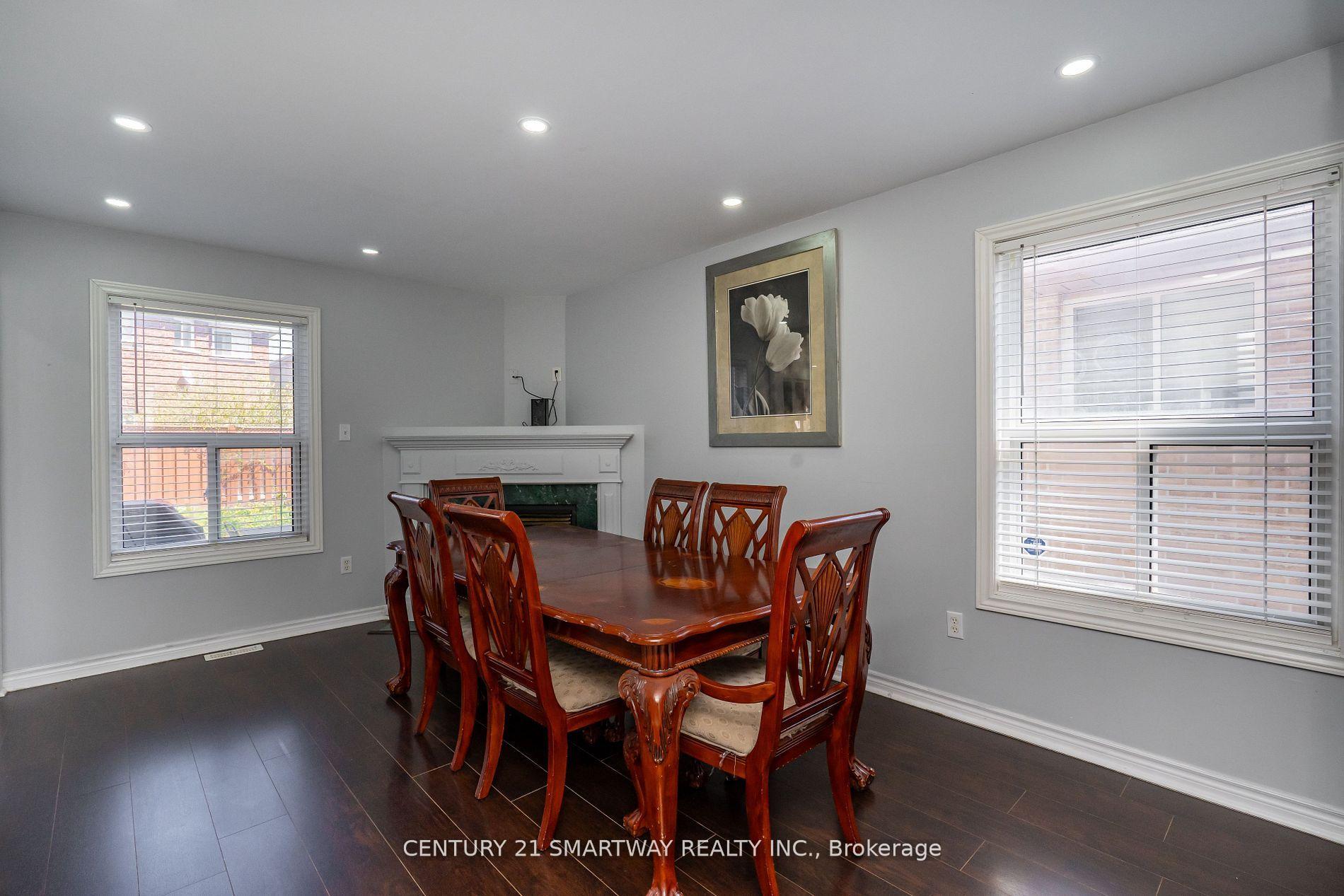Photo 13 of 176 Dean Avenue, Barrie, Painswick South — HOMEH