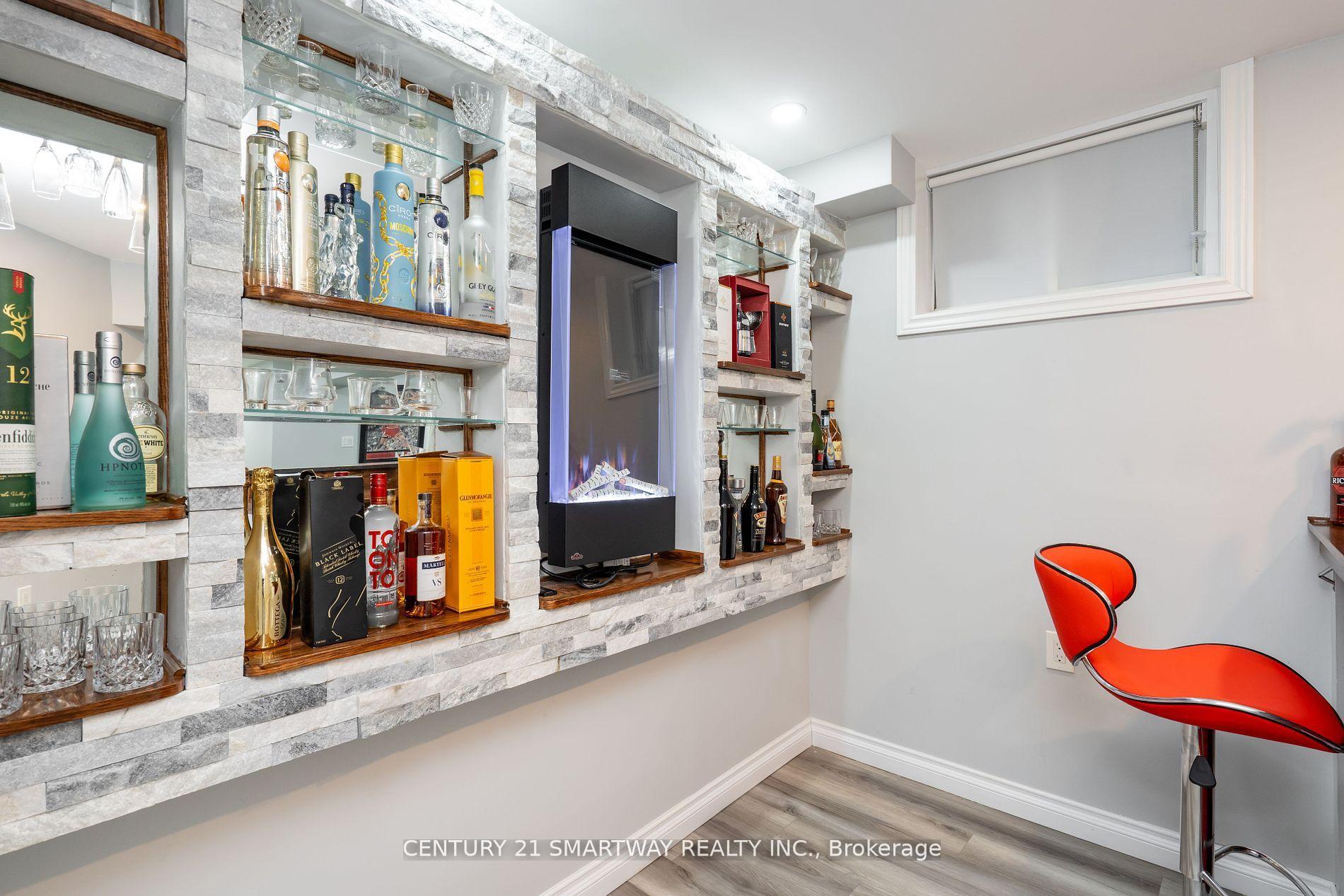 Photo 44 of 176 Dean Avenue, Barrie, Painswick South — HOMEH