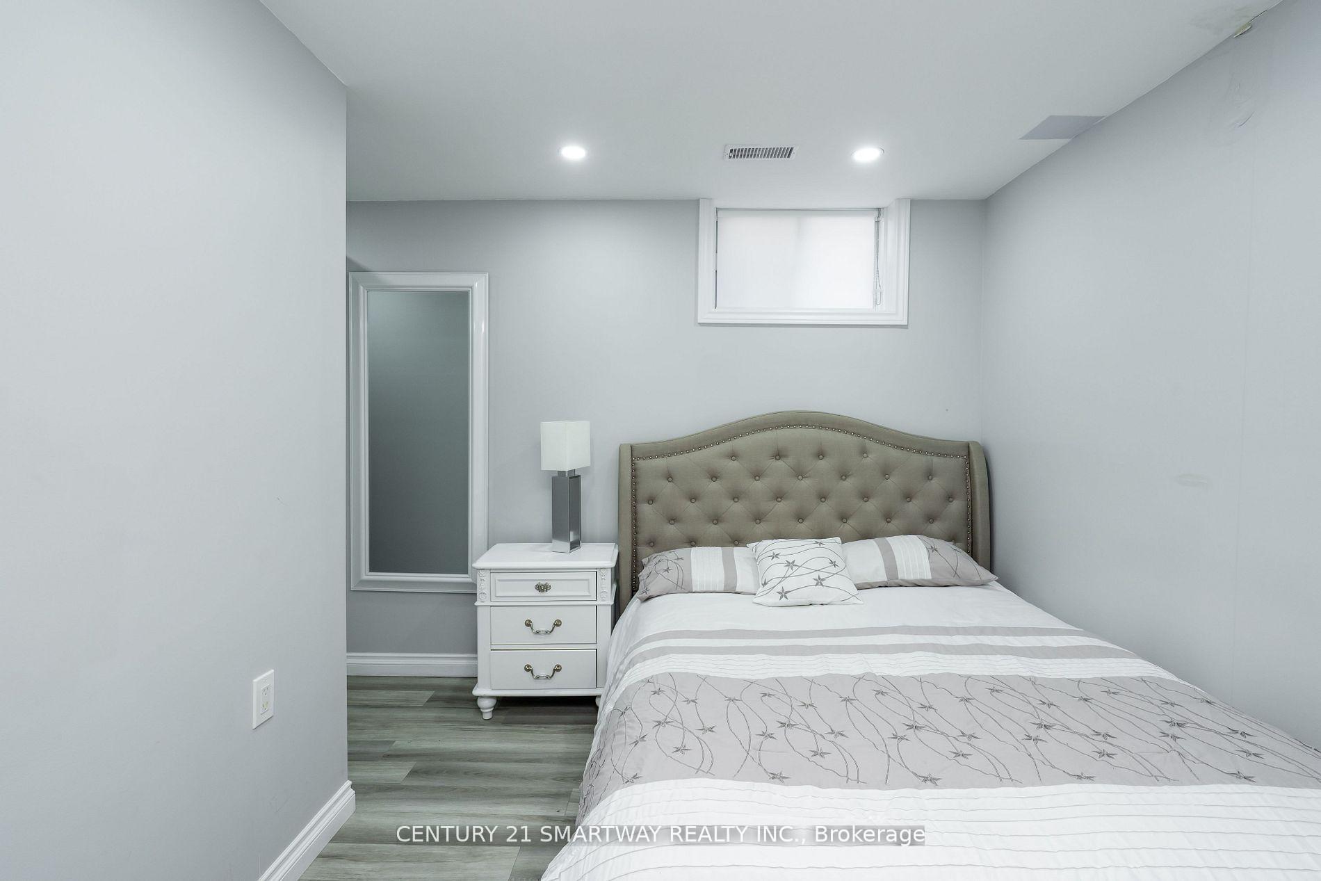 Photo 45 of 176 Dean Avenue, Barrie, Painswick South — HOMEH