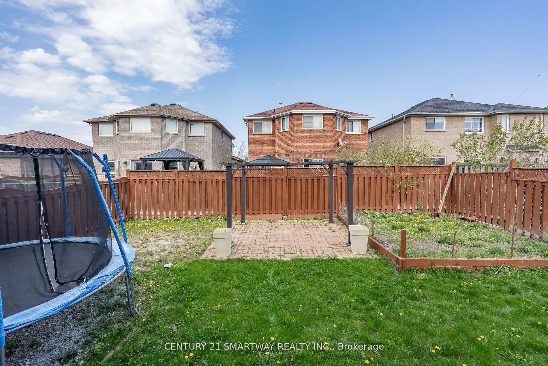 Photo 48 of 176 Dean Avenue, Barrie, Painswick South — HOMEH
