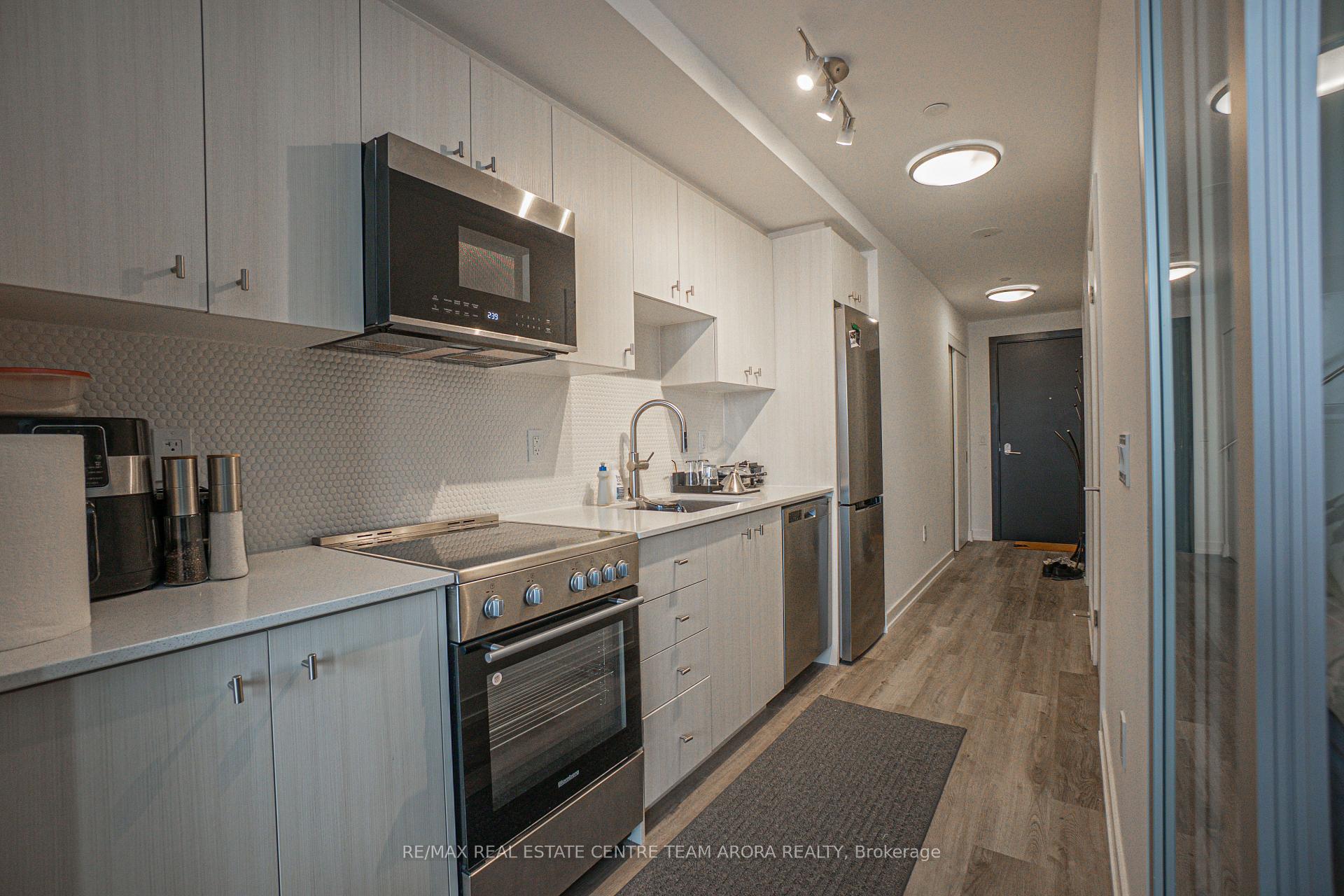 Photo 3 of Unit 603, 15 Wellington Street, Kitchener, Cherry Hill — HOMEH
