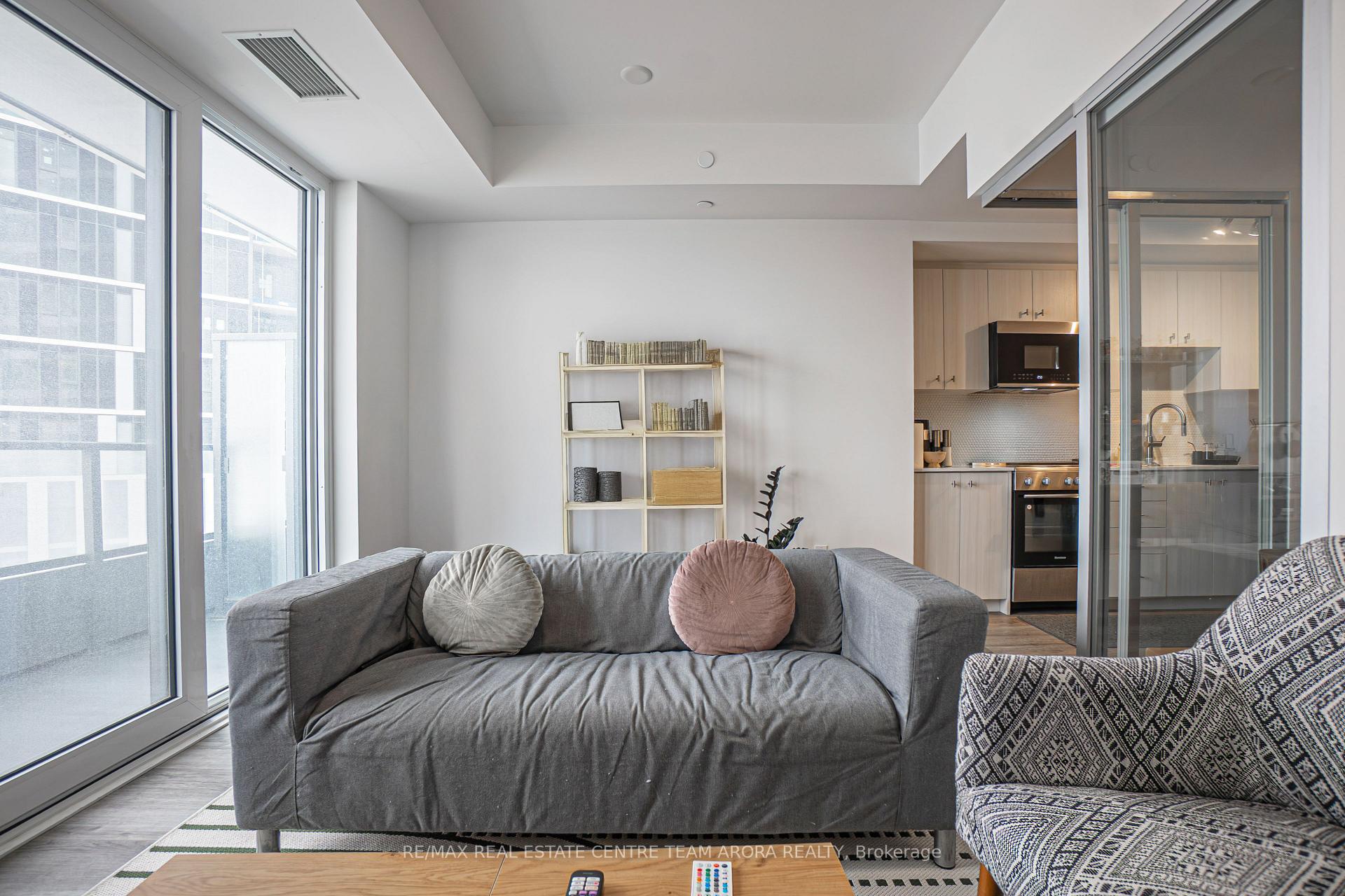 Photo 5 of Unit 603, 15 Wellington Street, Kitchener, Cherry Hill — HOMEH