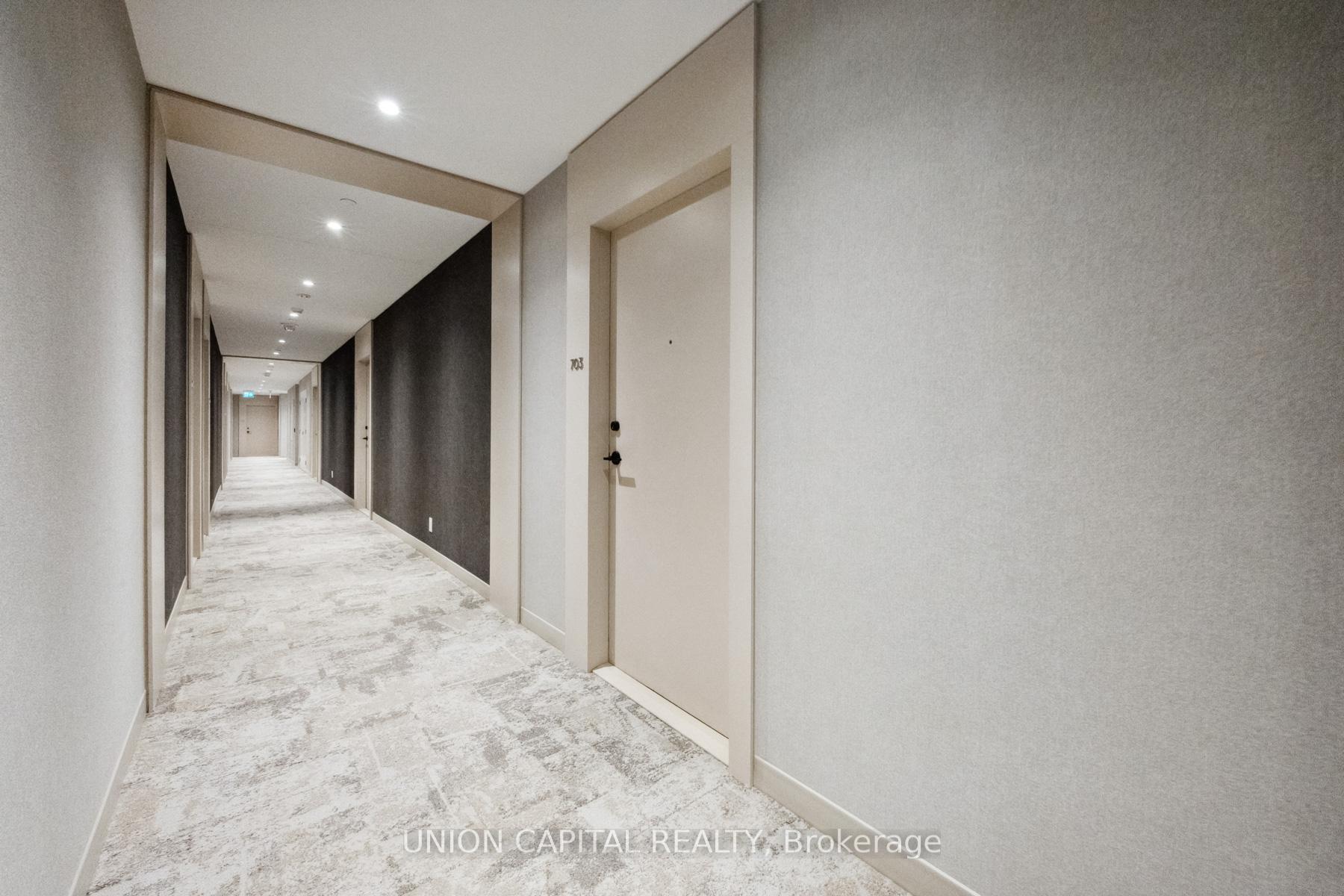 Photo 3 of Unit 703, 2020 Bathurst Street, Toronto, Humewood-Cedarvale — HOMEH