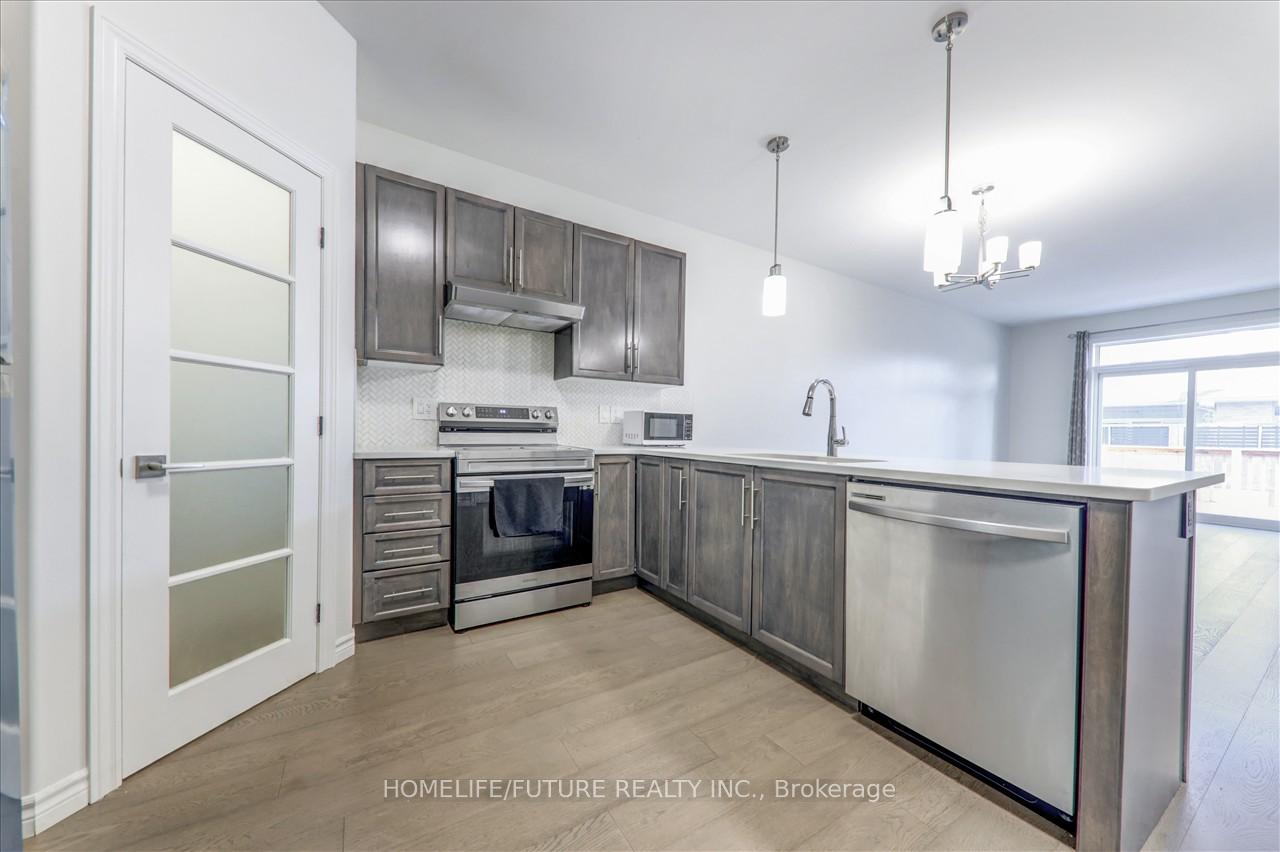 Photo 9 of 88 Athabaska Drive, Belleville, Thurlow Ward — HOMEH