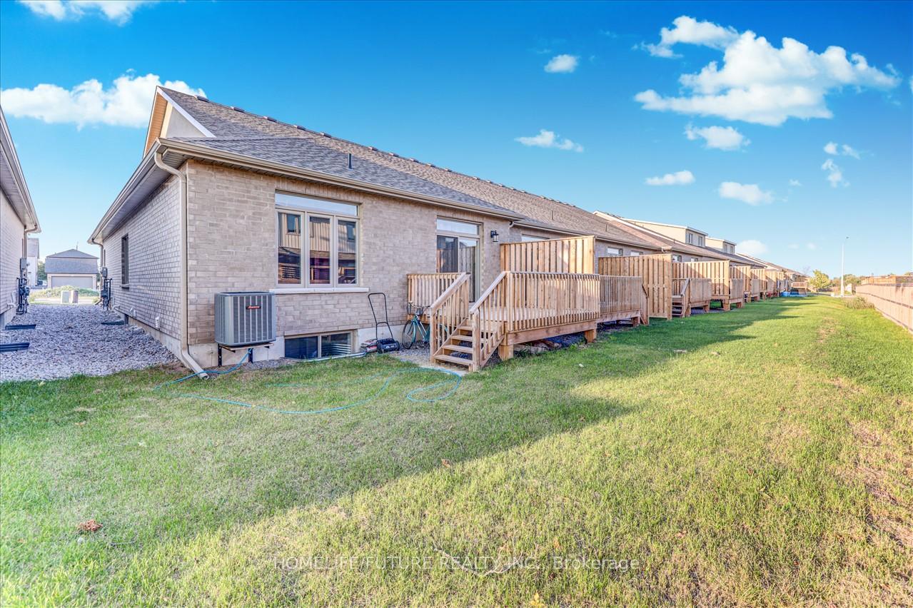 Photo 35 of 88 Athabaska Drive, Belleville, Thurlow Ward — HOMEH