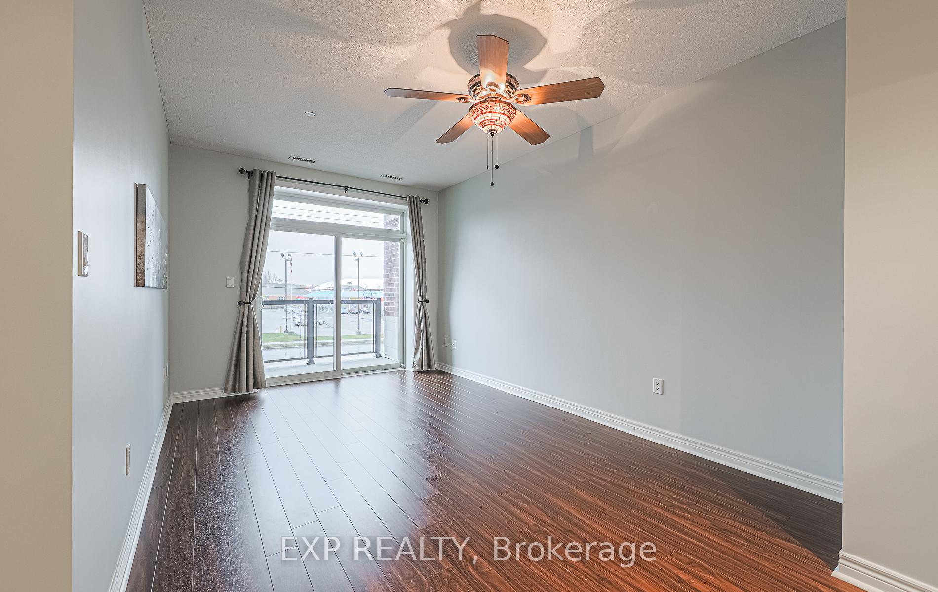 Photo 8 of Unit 206, 7768 Kennedy Road, Markham, Milliken Mills West — HOMEH