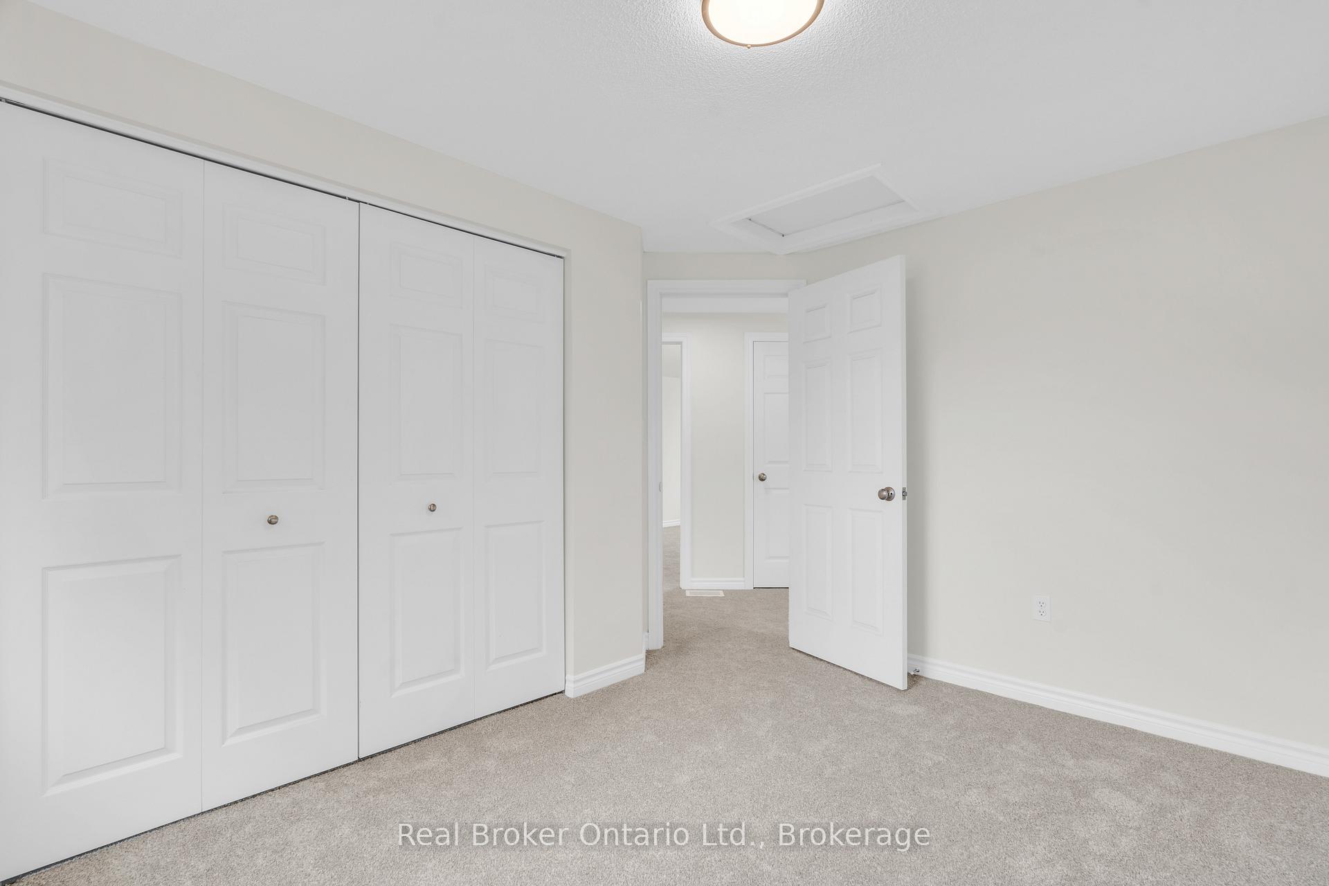 Photo 22 of 41 Candlewood Drive, Guelph, Willow West/Sugarbush/West Acres — HOMEH