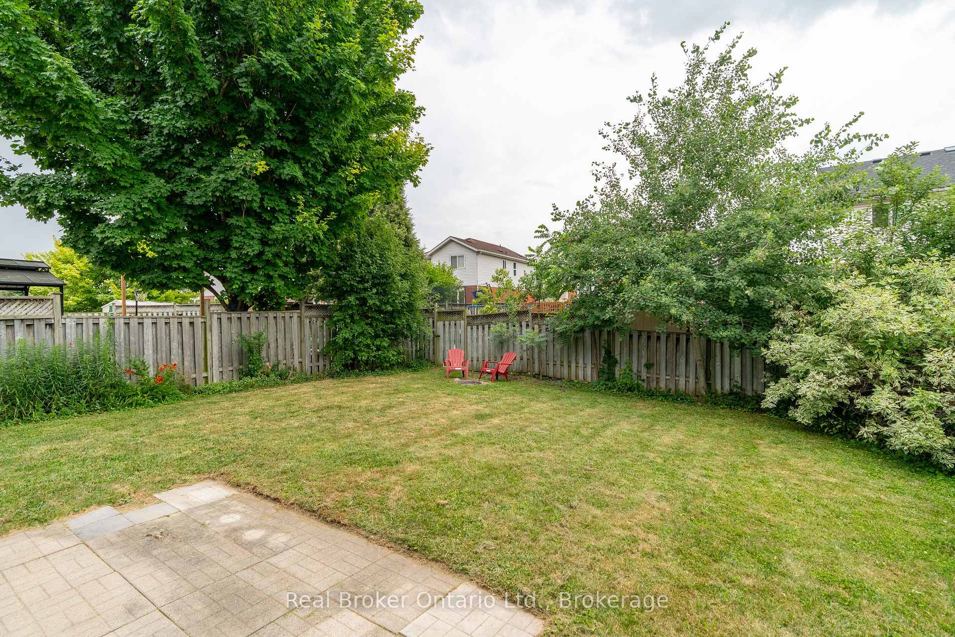 Photo 34 of 41 Candlewood Drive, Guelph, Willow West/Sugarbush/West Acres — HOMEH