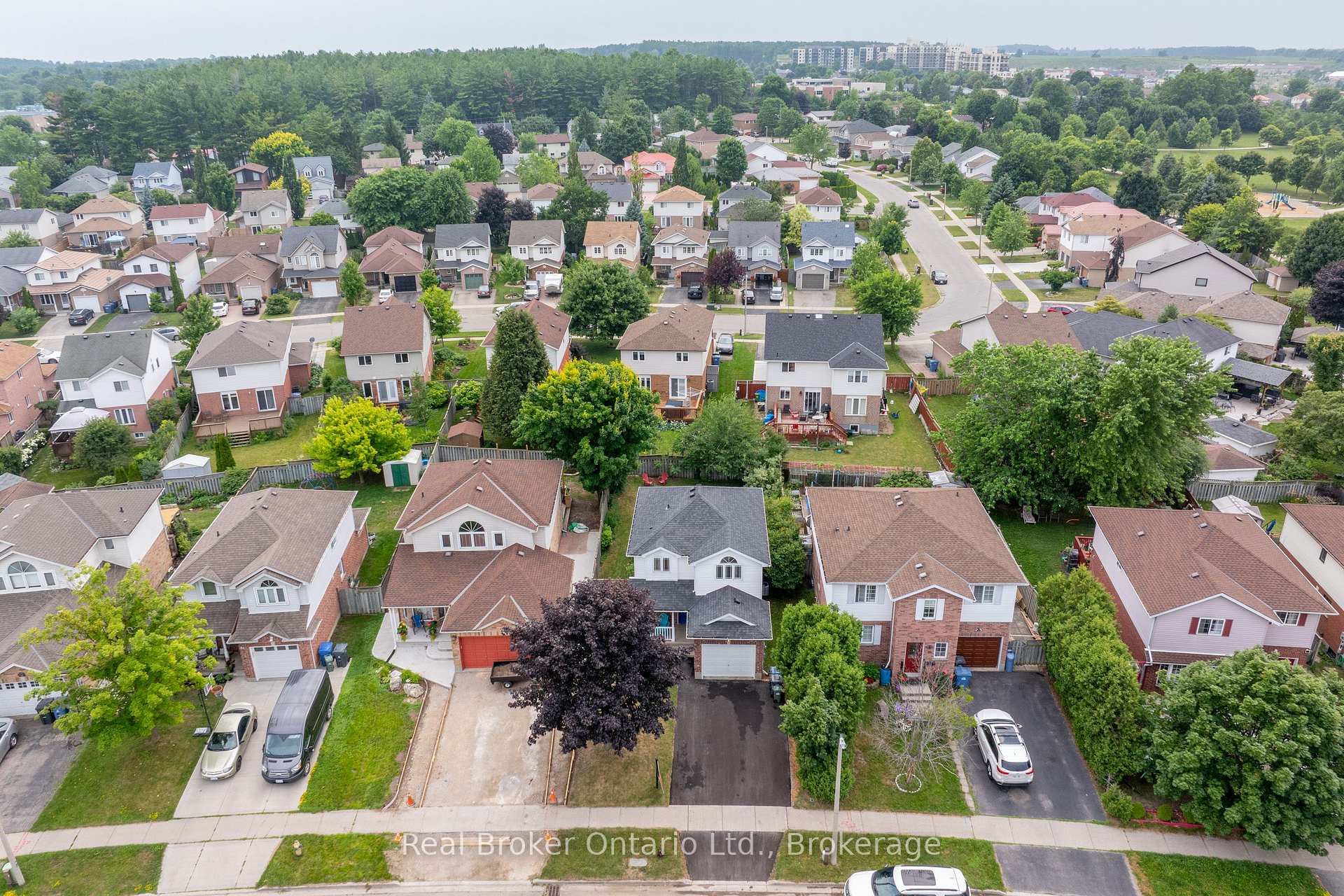 Photo 39 of 41 Candlewood Drive, Guelph, Willow West/Sugarbush/West Acres — HOMEH