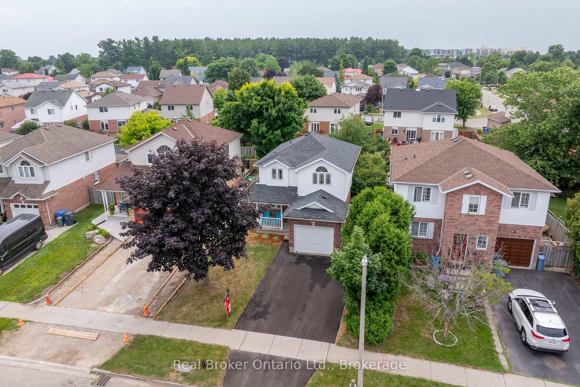 Photo 40 of 41 Candlewood Drive, Guelph, Willow West/Sugarbush/West Acres — HOMEH